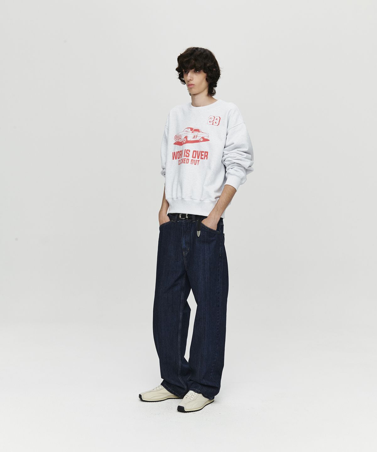 호이테(HEUTE) HET CLOSED OUT CAR SWEATSHIRT (M/GREY)