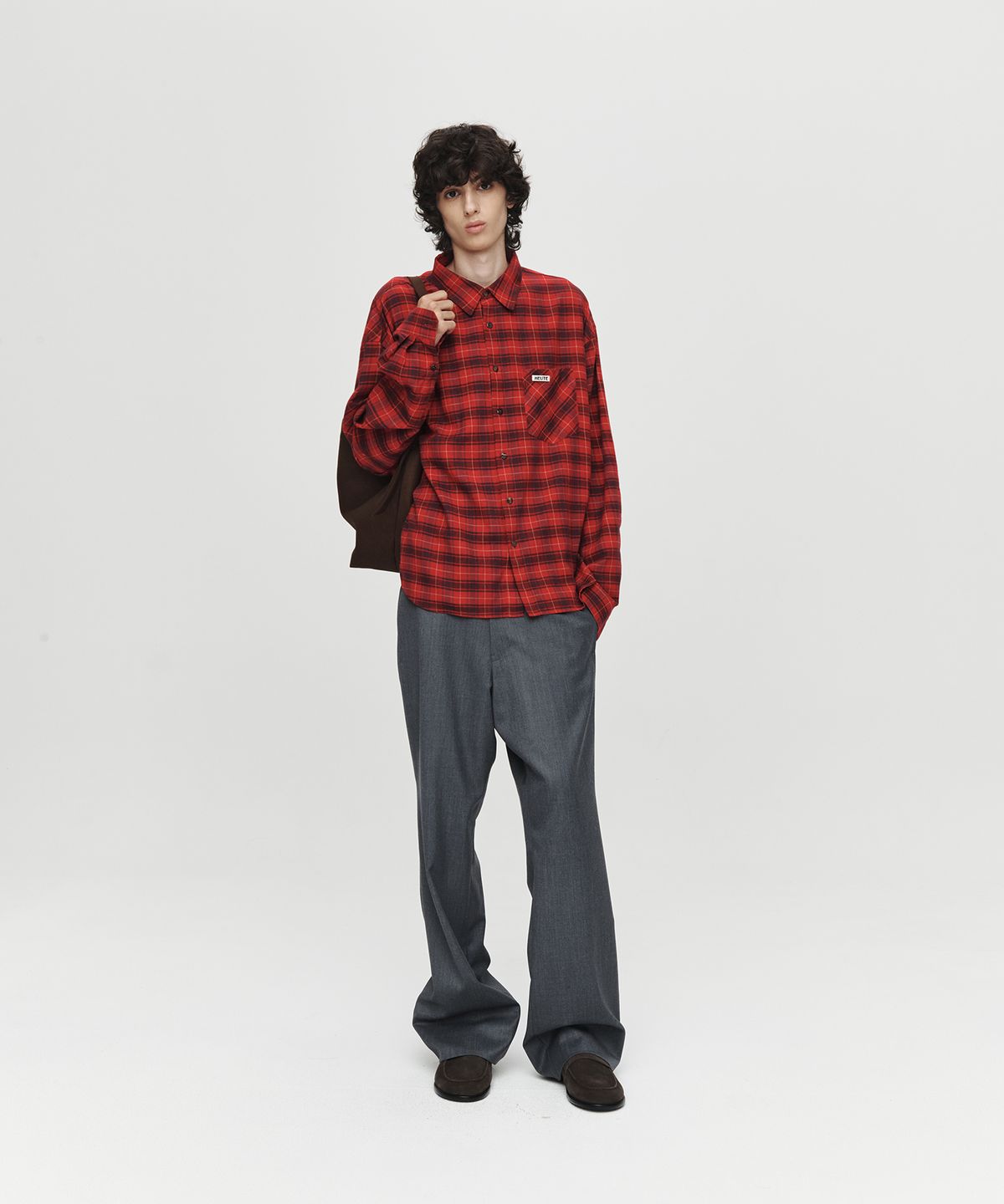 호이테(HEUTE) REGULAR COLLAR MARCO SHIRT (D/RED)