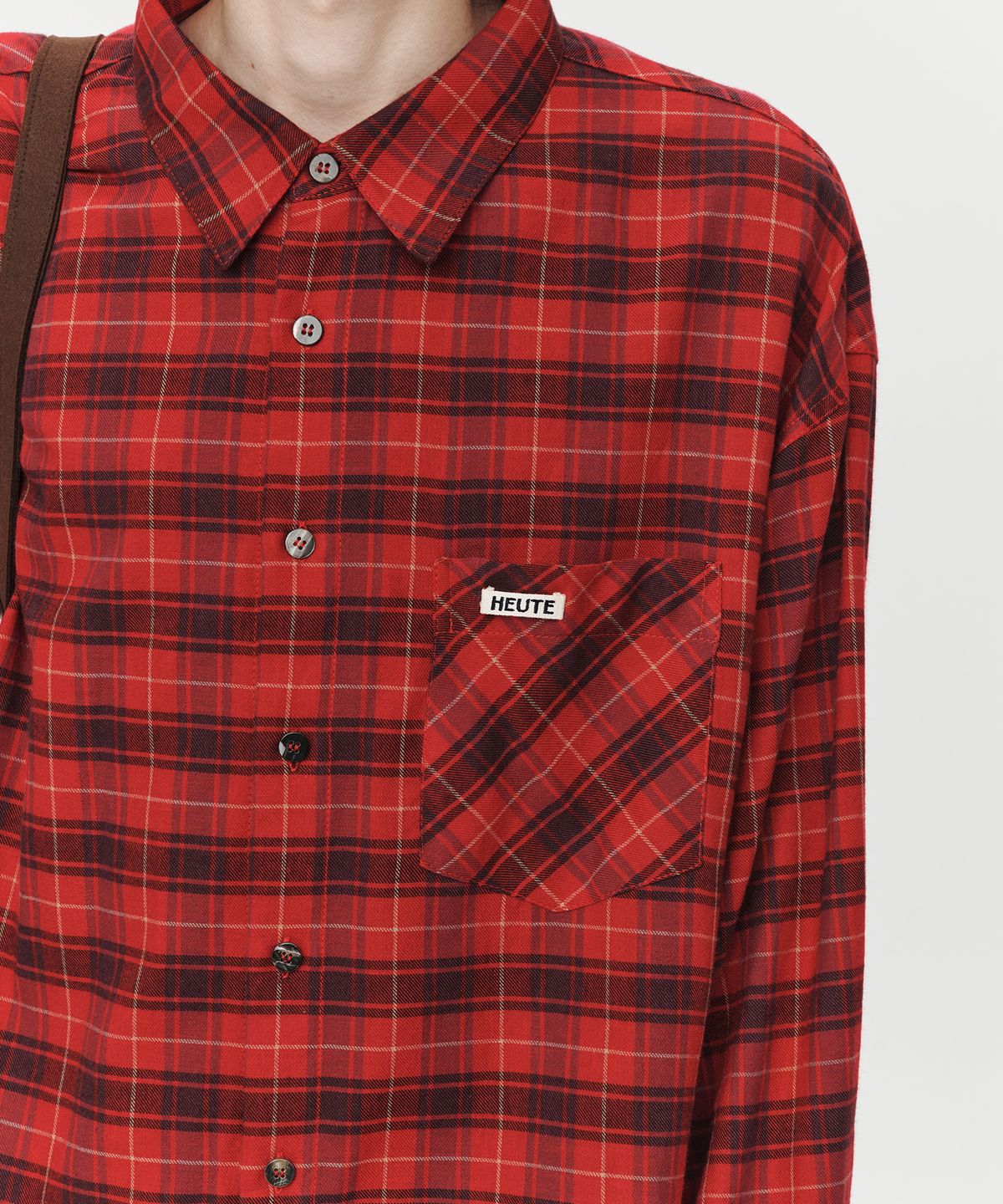 호이테(HEUTE) REGULAR COLLAR MARCO SHIRT (D/RED)