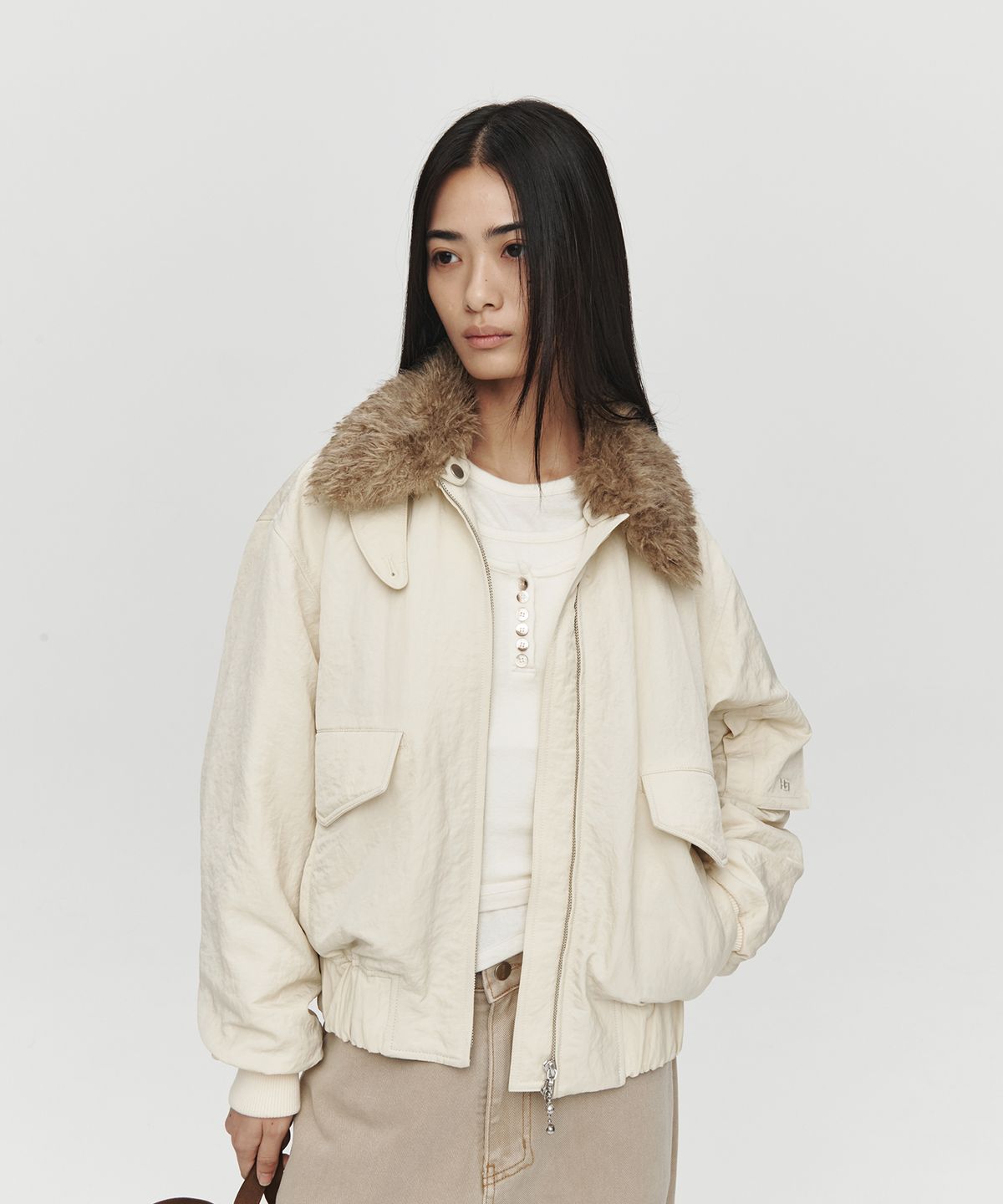 호이테(HEUTE) SHEARING COLLAR BOMBER JACKET (CREAM)