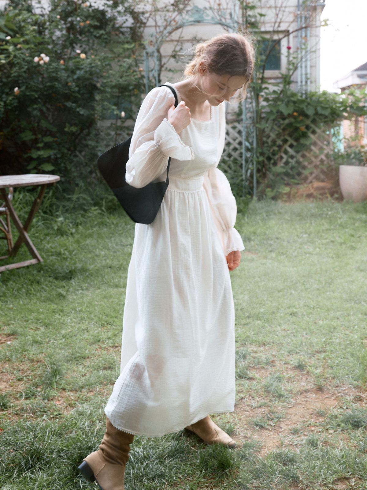 르니나(LENINA) ILIANA suede shoulder bag_BLACK