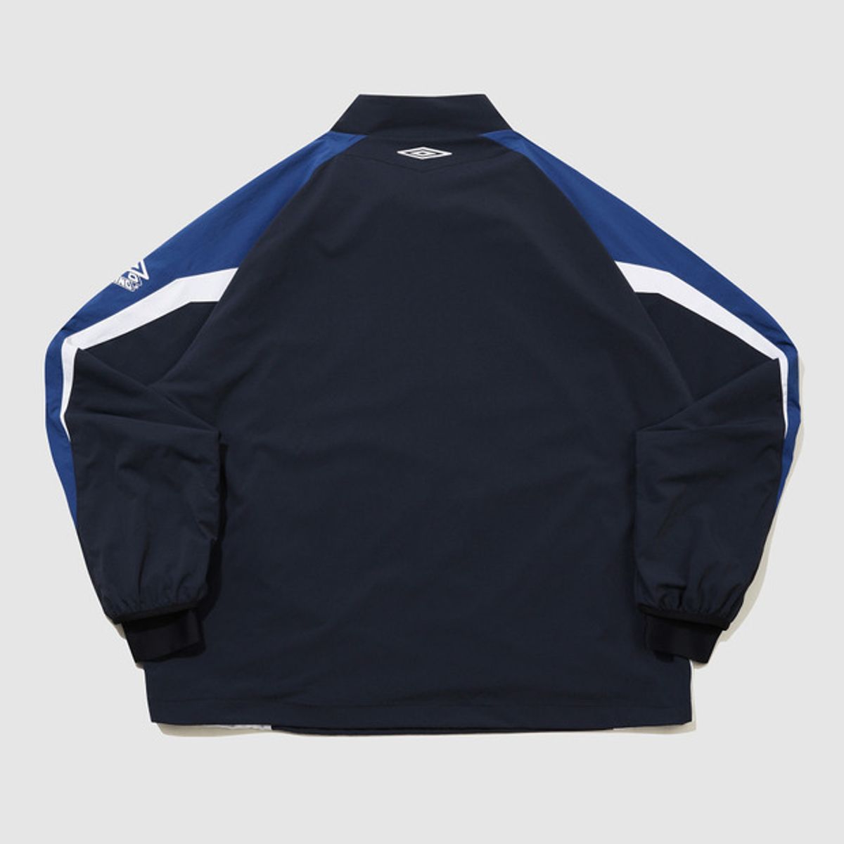 엄브로(UMBRO) PTR 하이넥 OCTA 피스테 네이비(UQ421SWTO4)