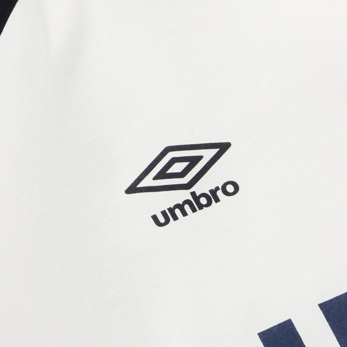 엄브로(UMBRO) PTR 하이넥 OCTA 피스테 화이트(UQ421SWTO4)