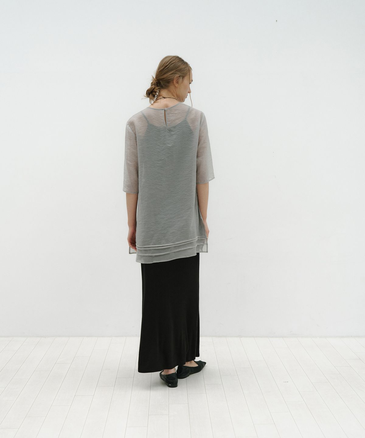 로우타이드(LOW TIDE) HALF SLEEVE SHEER DRESS [GREY]