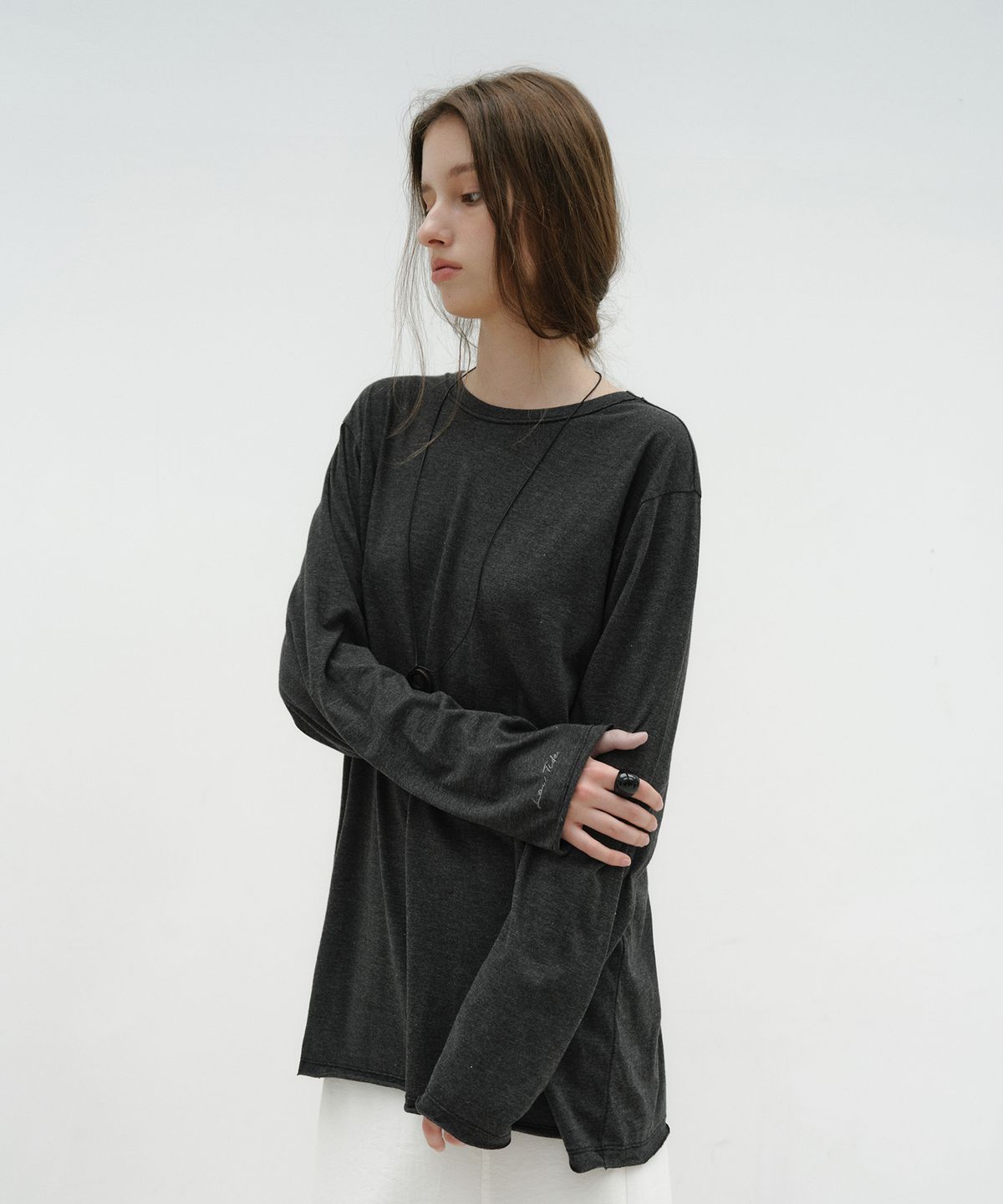 로우타이드(LOW TIDE) RAW CUT T-SHIRT [CHARCOAL]