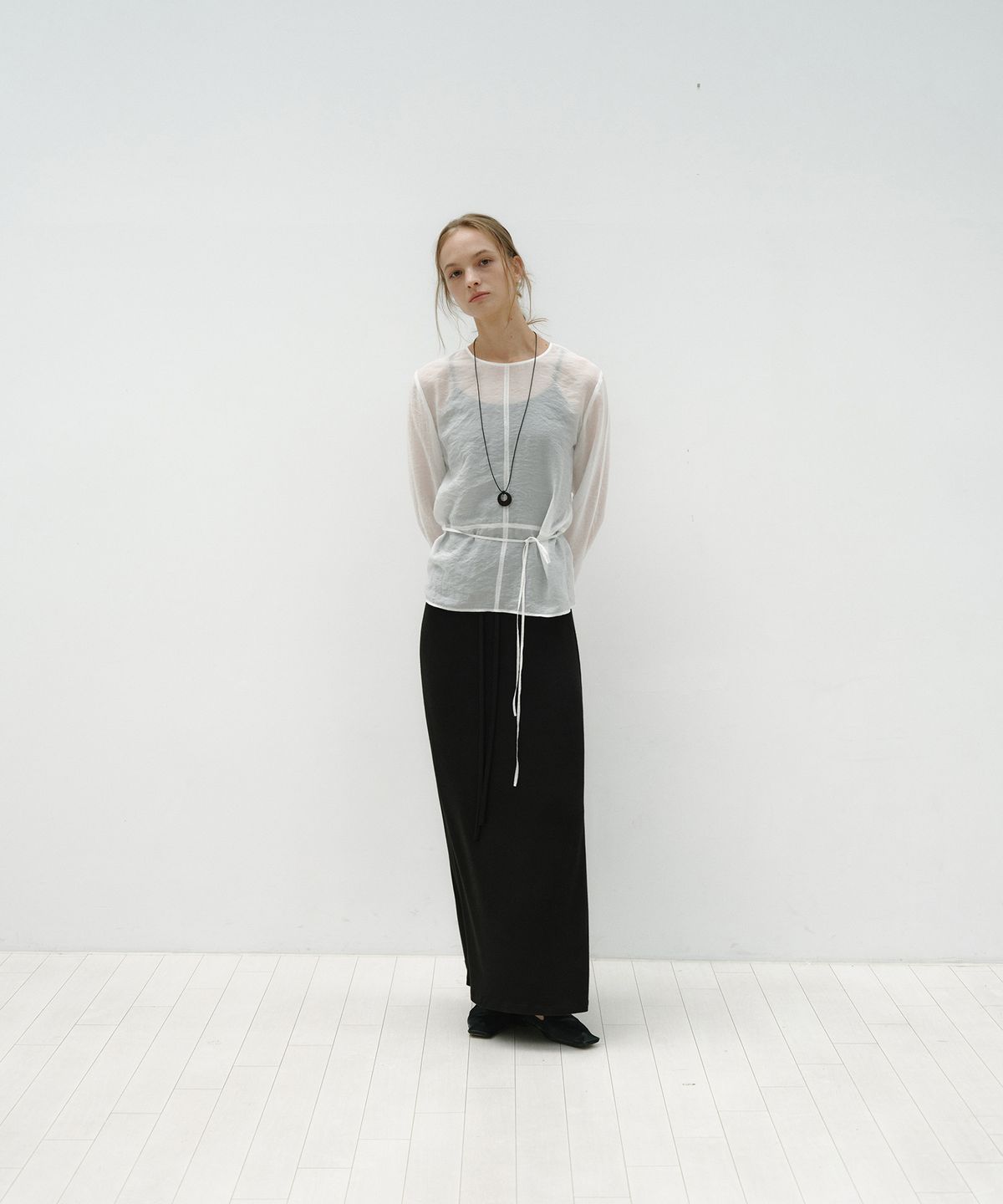 로우타이드(LOW TIDE) SHEER STITCHED BLOUSE [WHITE]