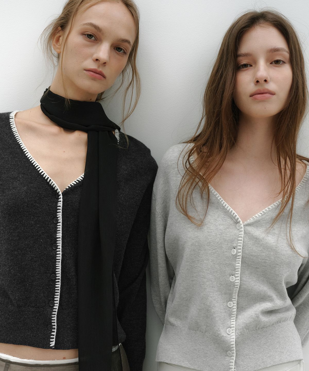 로우타이드(LOW TIDE) HAND STITCH CARDIGAN [CHARCOAL]