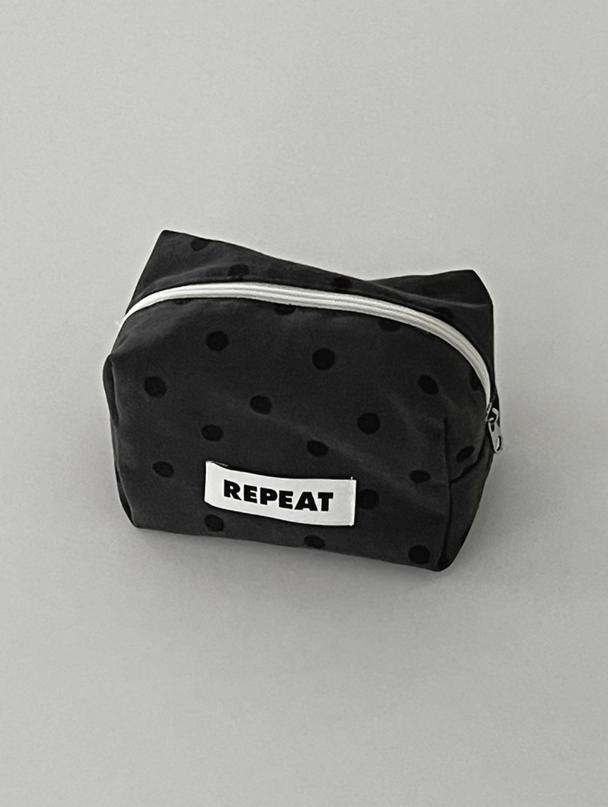 리핏(REPEAT) 티티 파우치 (2colors)