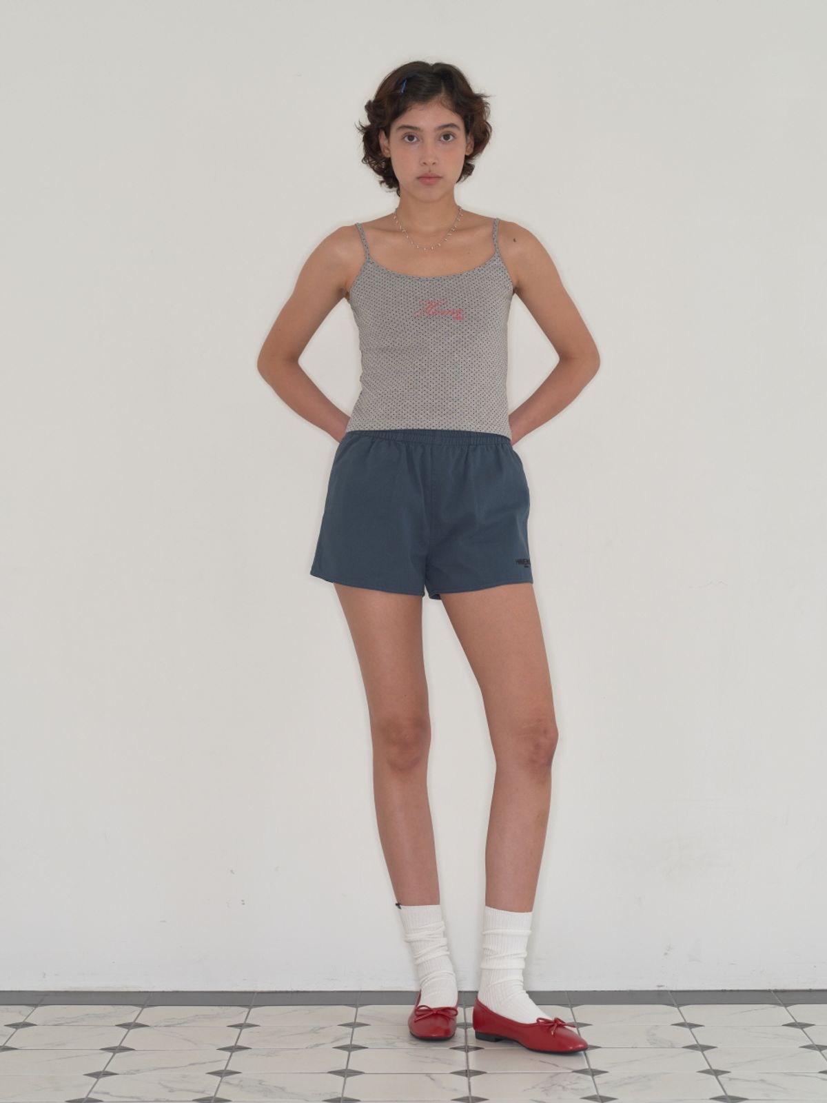 홈바디띵즈(HOMEBODY THINGS) HBT Classic Dot Tank Top (GREY)