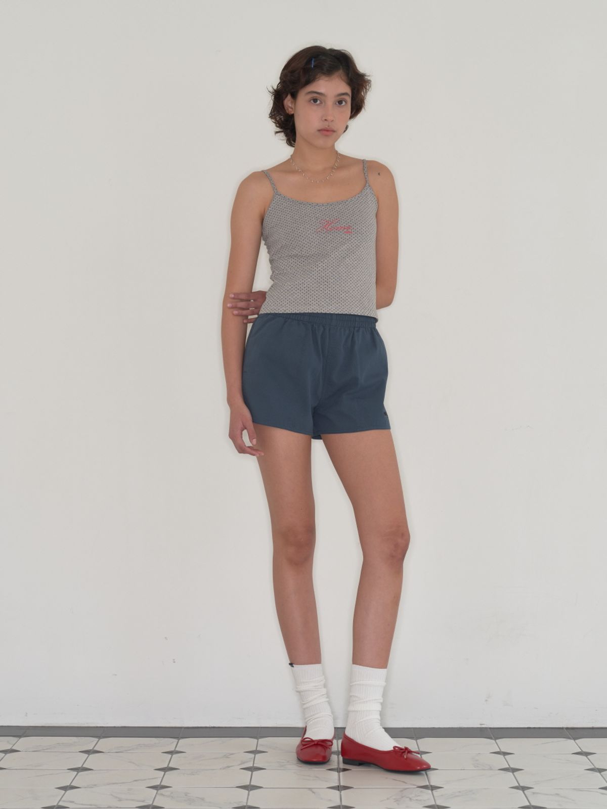 홈바디띵즈(HOMEBODY THINGS) HBT Classic Dot Tank Top (GREY)