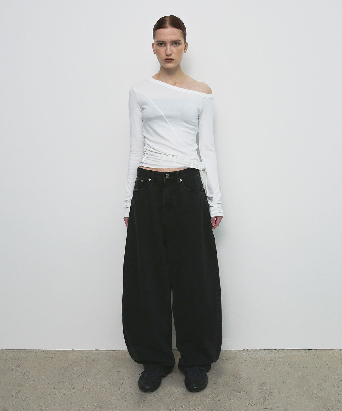 샌드릭(SANDRIC) OVERFIT BALLOON PANTS_BLACK