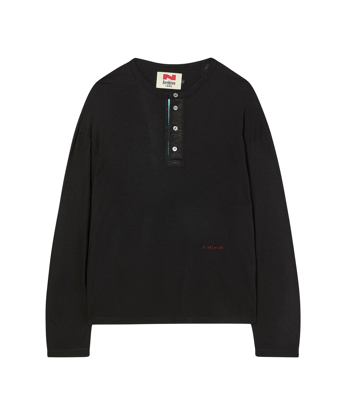 비욘드클로젯(BEYOND CLOSET) [COLLECTION LINE] 파인 울 믹스 위스퍼 핏 헨리넥 티셔츠 블랙