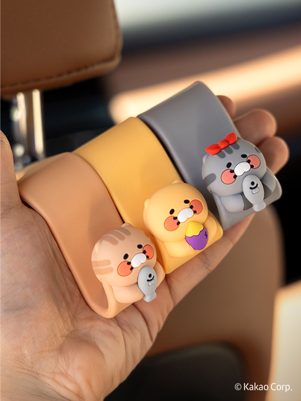 카카오프렌즈 파트너(KAKAOFRIENDS PARTNERS) 카카오프렌즈 춘식이 삼색냥 차량용 헤드걸이 헤드레스트 후크 가방걸이(2p)