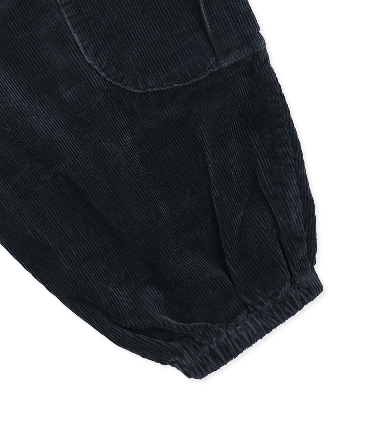 엑스톤즈(XTONZ) XP313 체스넛 벌룬 코듀로이 팬츠 (CHARCOAL)