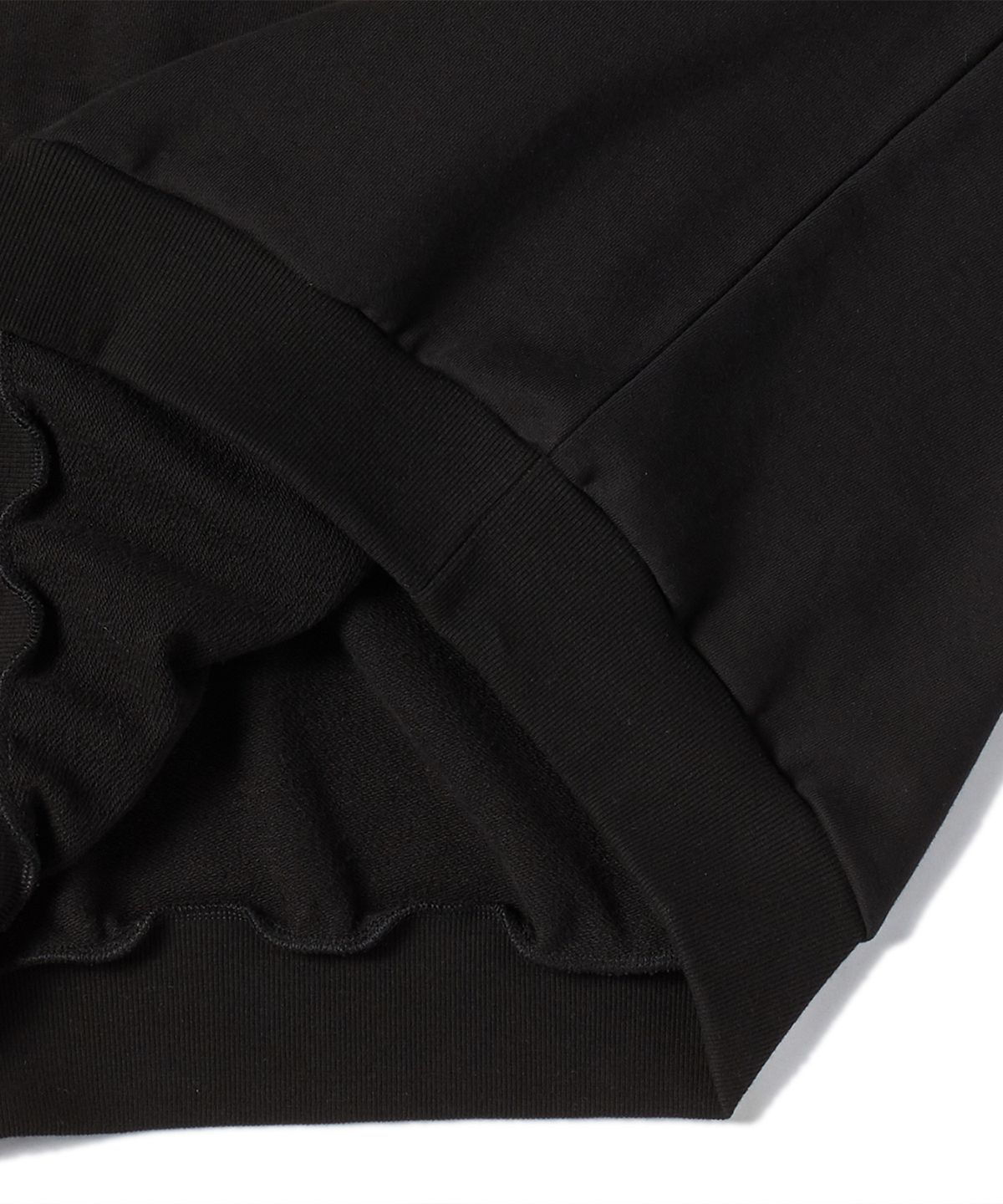 비욘드클로젯(BEYOND CLOSET) [COLLECTION LINE] 빈티지 칼리지 로고 스웨트 셔츠 블랙