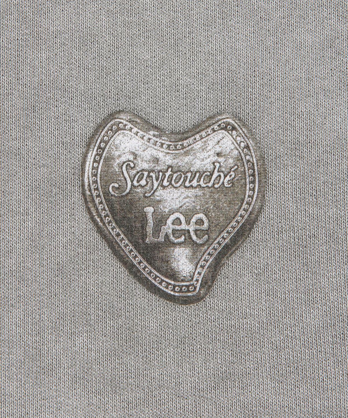 리(LEE) [Lee X Saytouché] 피그먼트 스몰 캔톤 그래픽 후드 티셔츠 그레이