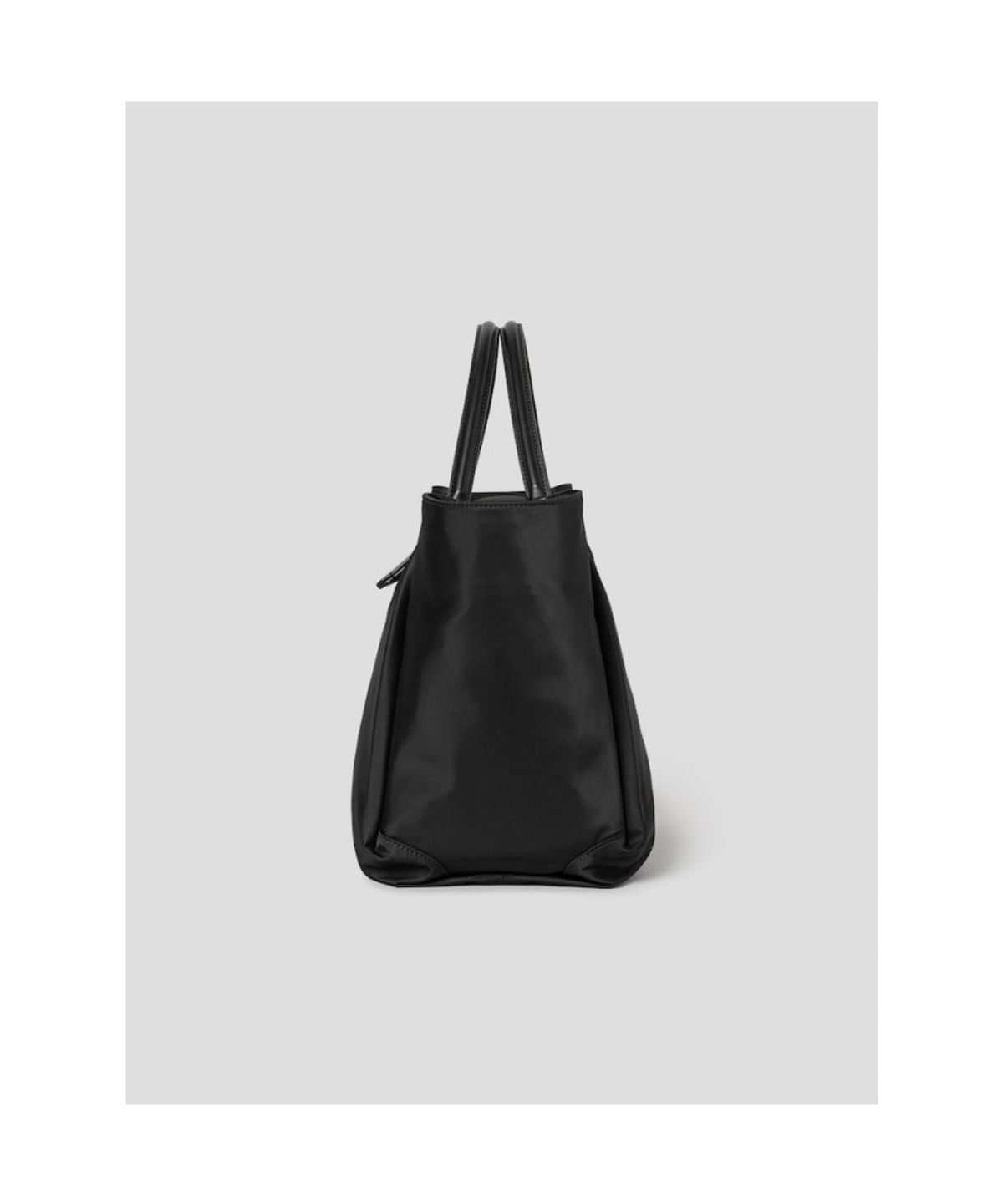 빈폴 액세서리(BEANPOLE ACCESSORY) 베러 라지 나일론 투웨이 백  블랙