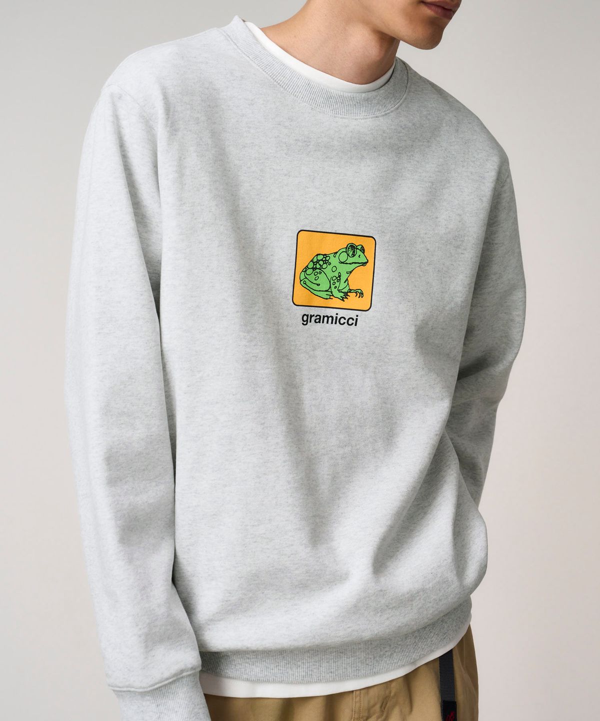 그라미치(GRAMICCI) TOAD 스웨트 맨투맨 Heather Ash