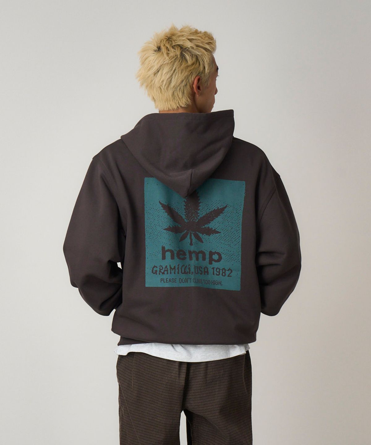 그라미치(GRAMICCI) HEMP 집업 후드티 Deep Brown