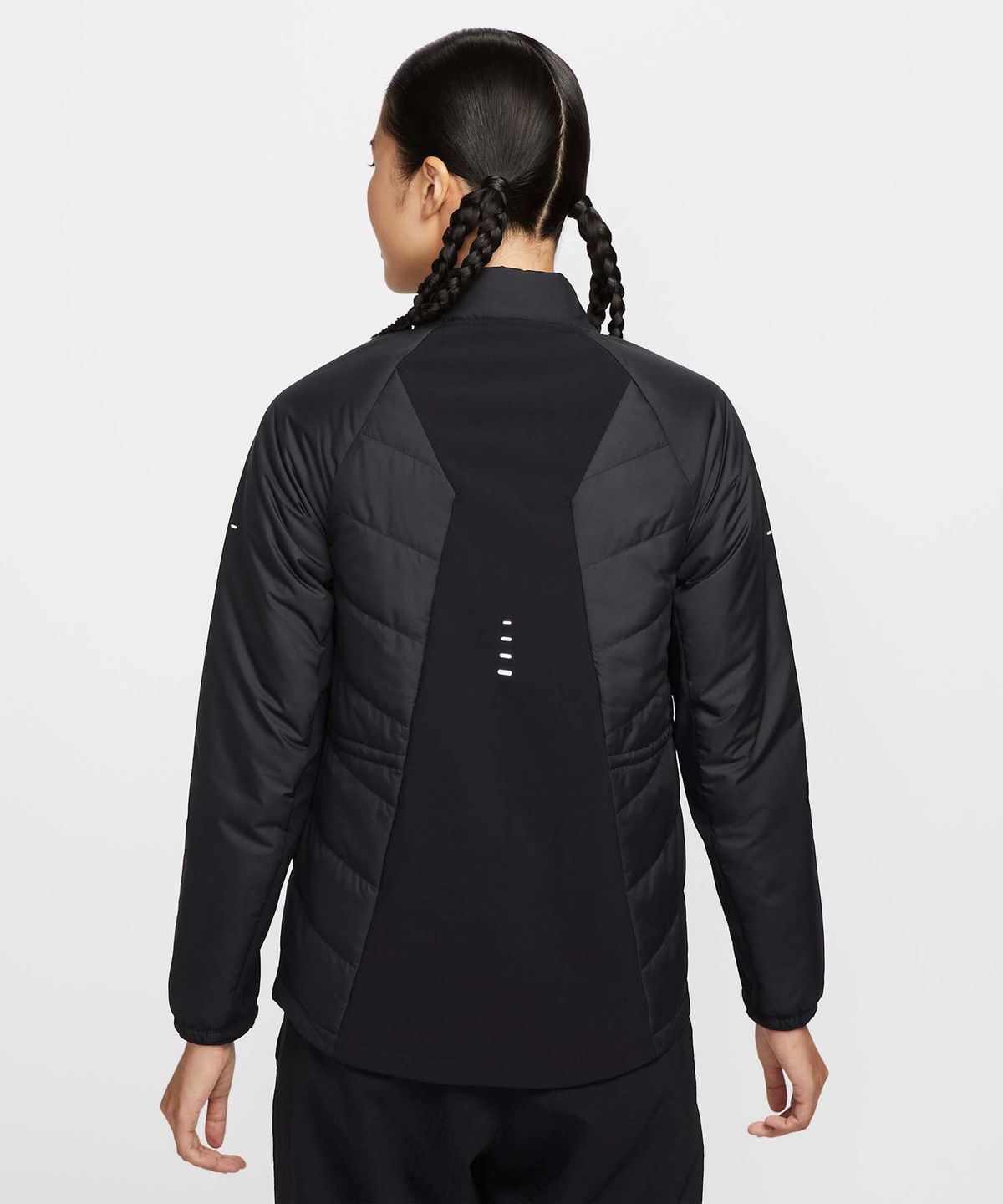 나이키(NIKE) 스위프트 써마 핏 러닝 재킷 W - 블랙 / HV2745-010