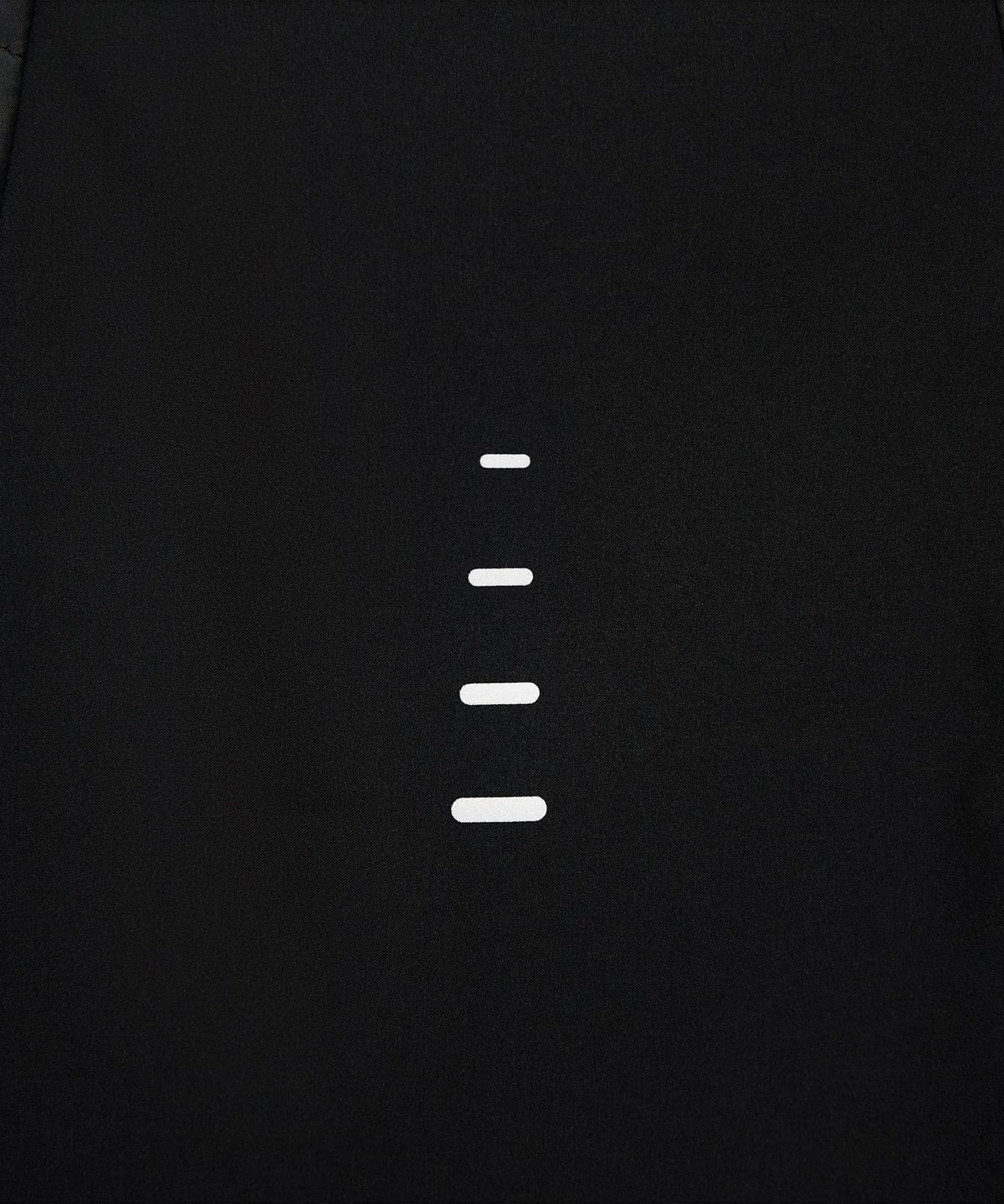 나이키(NIKE) 스위프트 써마 핏 러닝 재킷 W - 블랙 / HV2745-010