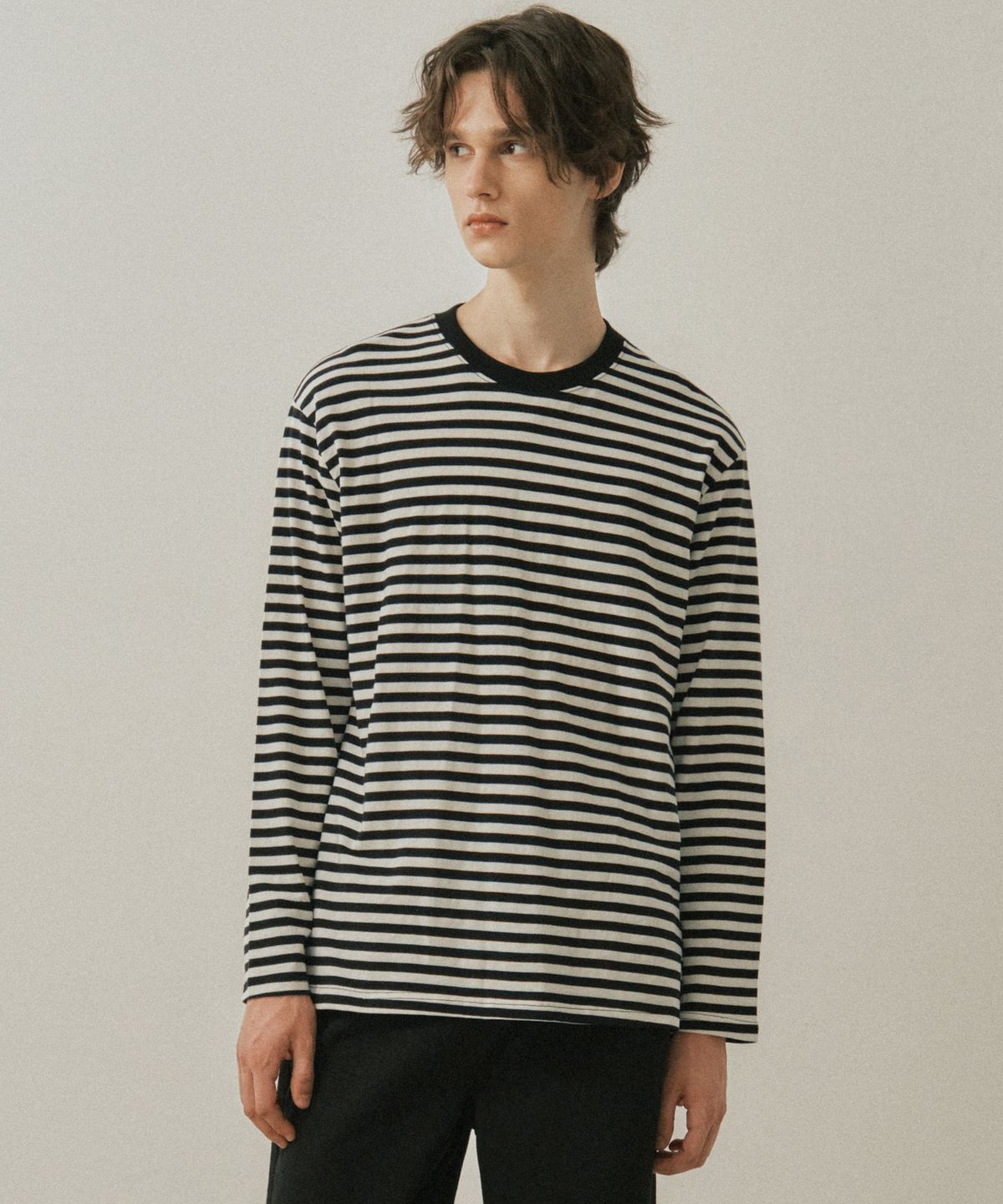 웬즈데이오아시스(WEDNESDAY OASIS) 퓨어 코튼 스트라이프 롱슬리브_BLACK(W25-TP37)