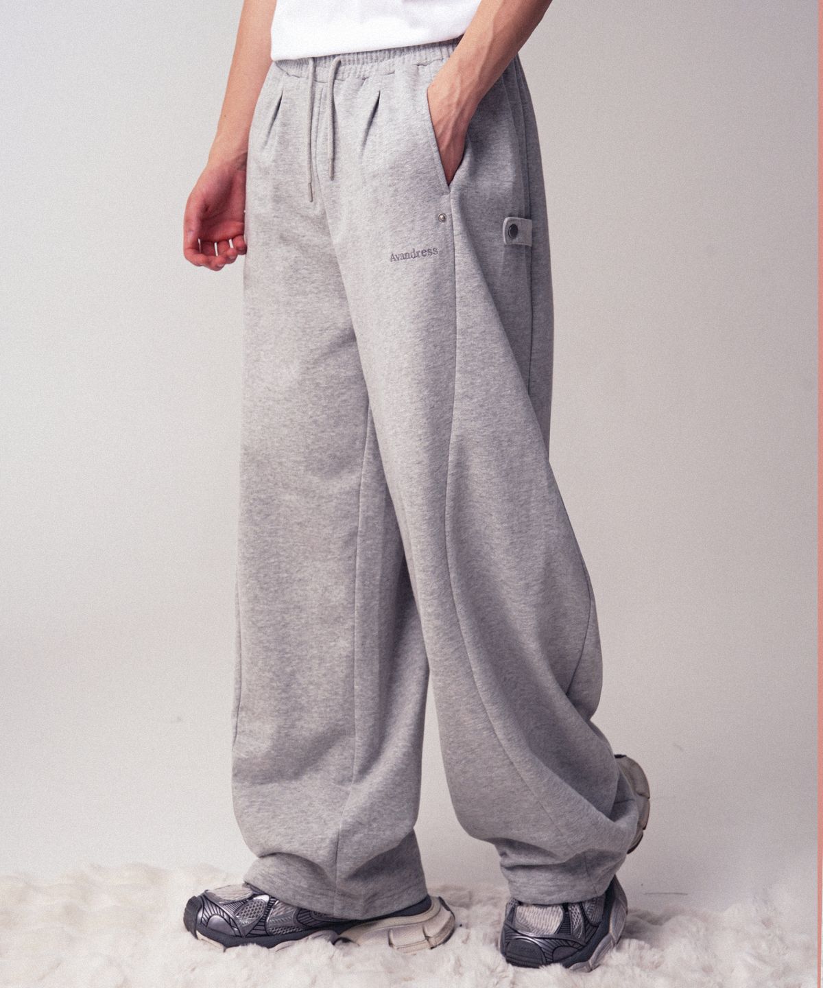 어반드레스(AVANDRESS) Snap Fit Relax Pants_3Colors