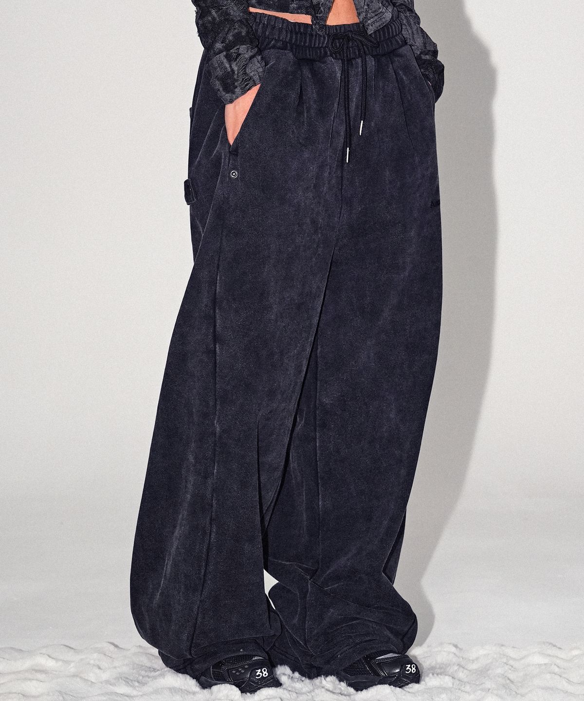 어반드레스(AVANDRESS) Snap Fit Relax Pants_3Colors