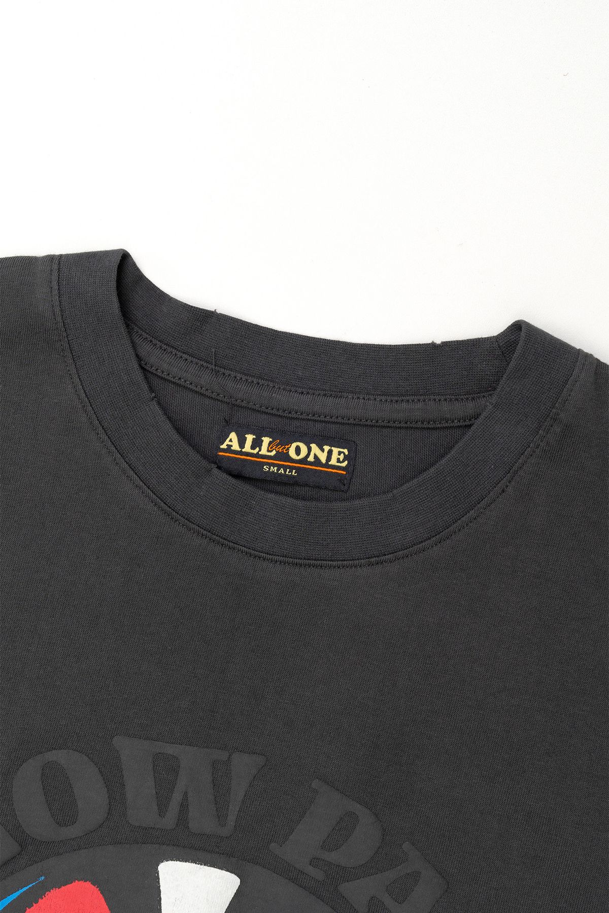 올벗원(ALLBUTONE) 그레이트풀 티 웻 시멘트 그레이