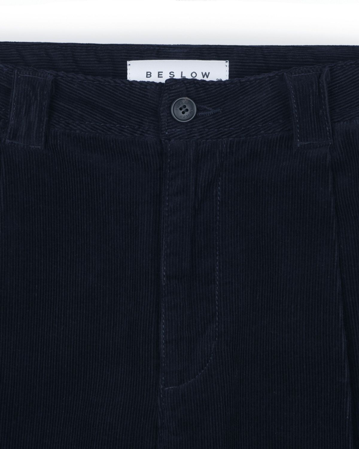 비슬로우(BESLOW) CORDUROY TWO TUCK PANTS NAVY