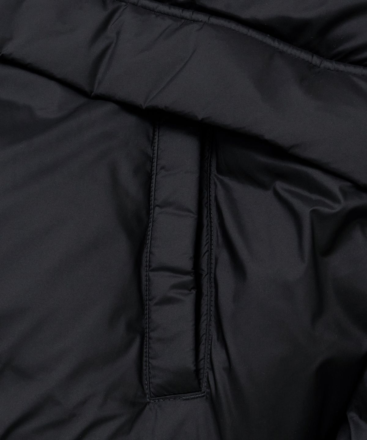 브라운브레스(BROWNBREATH) TAG LIGHT PADDING HOOD JACKET - BLACK
