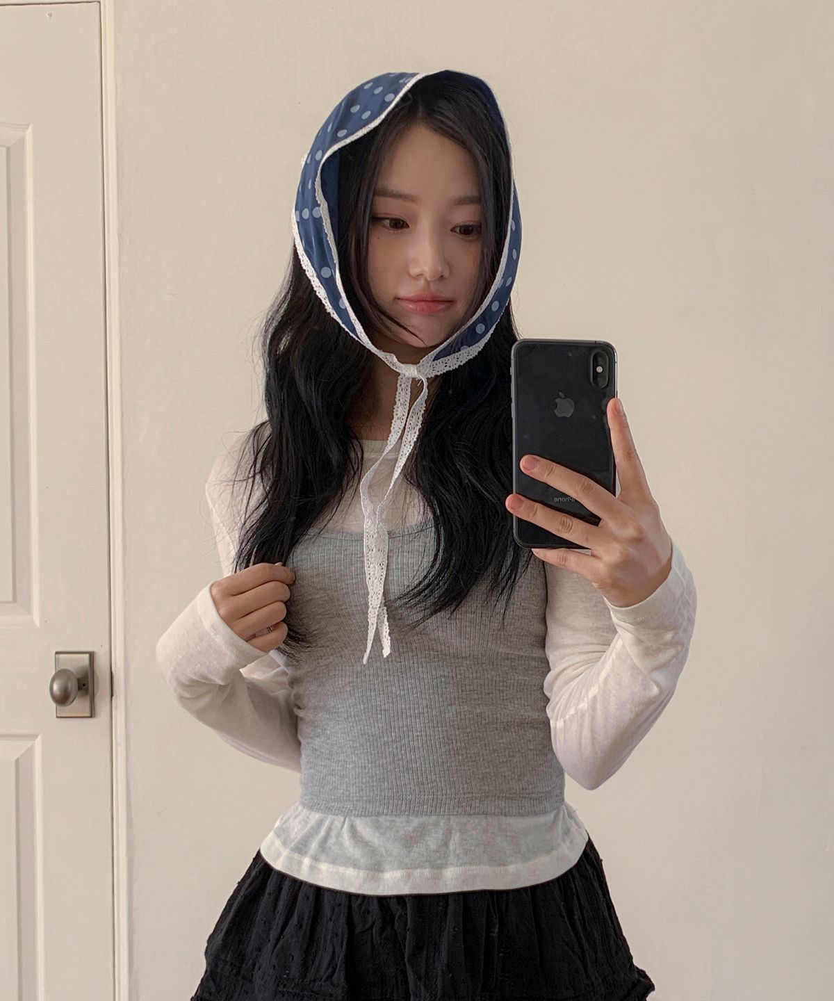 민씨오(MINCO) 와이드 도트 레이스 보닛_navy