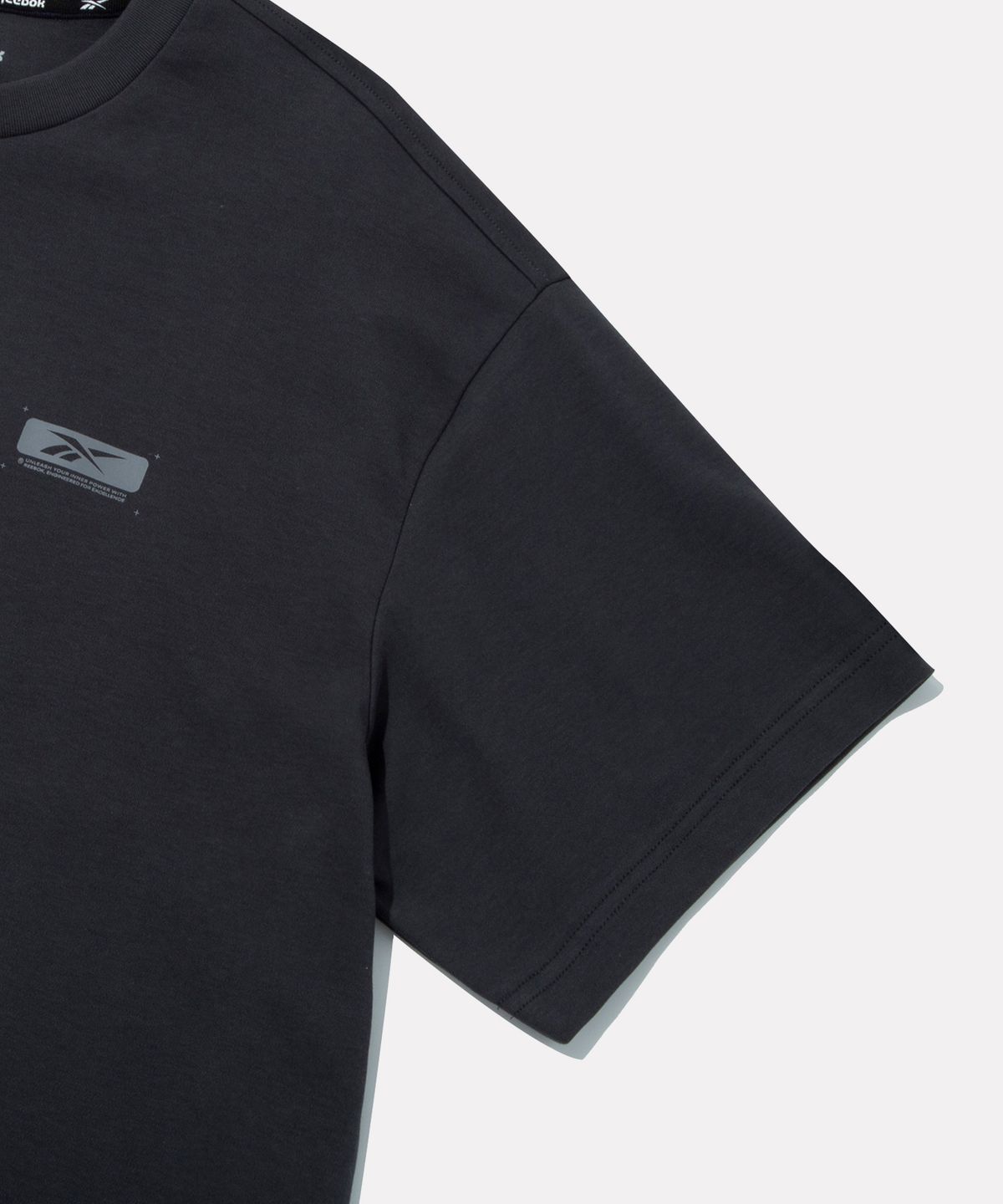 리복(REEBOK) 나노 액티브 반팔 - 차콜