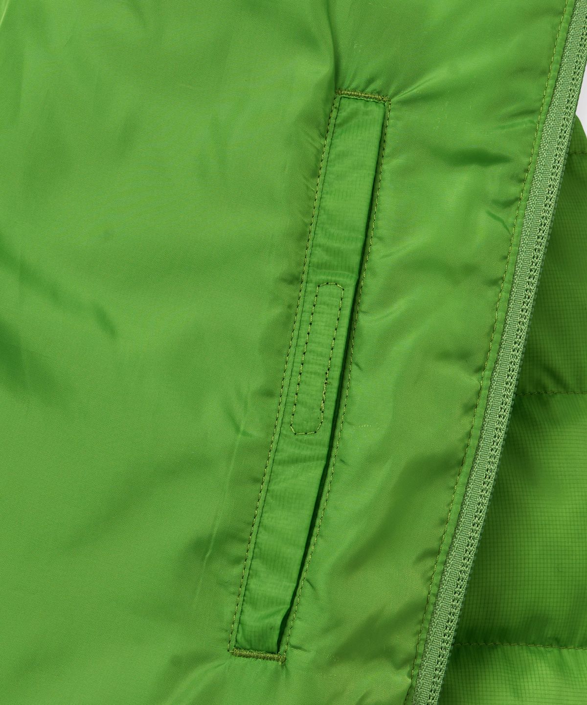 브라운브레스(BROWNBREATH) PANELED LIGHT DOWN JACKET - GREEN