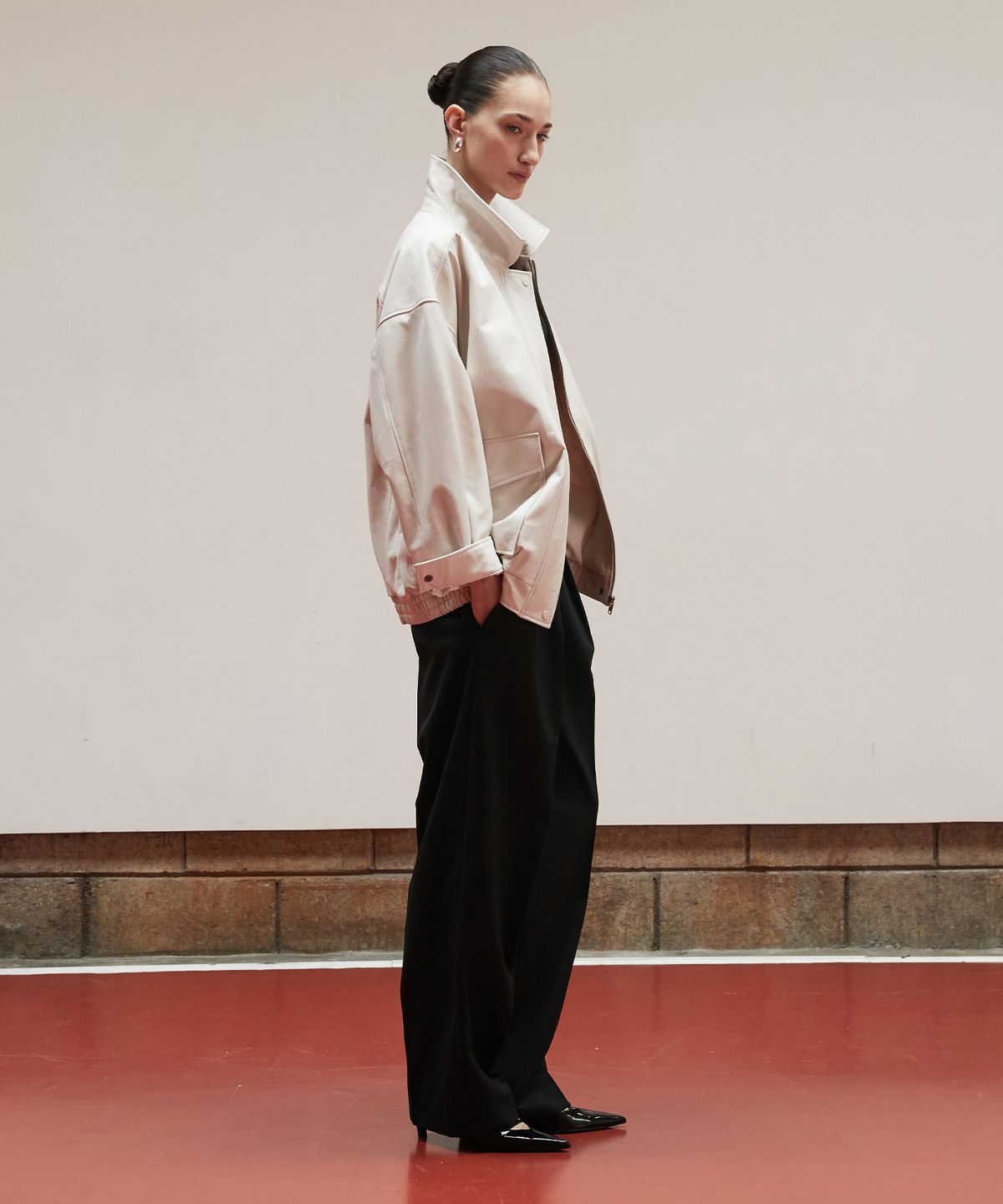 베르데마르(VERDEMAR) Vegetable Lambskin Overfit Blouson_Cream