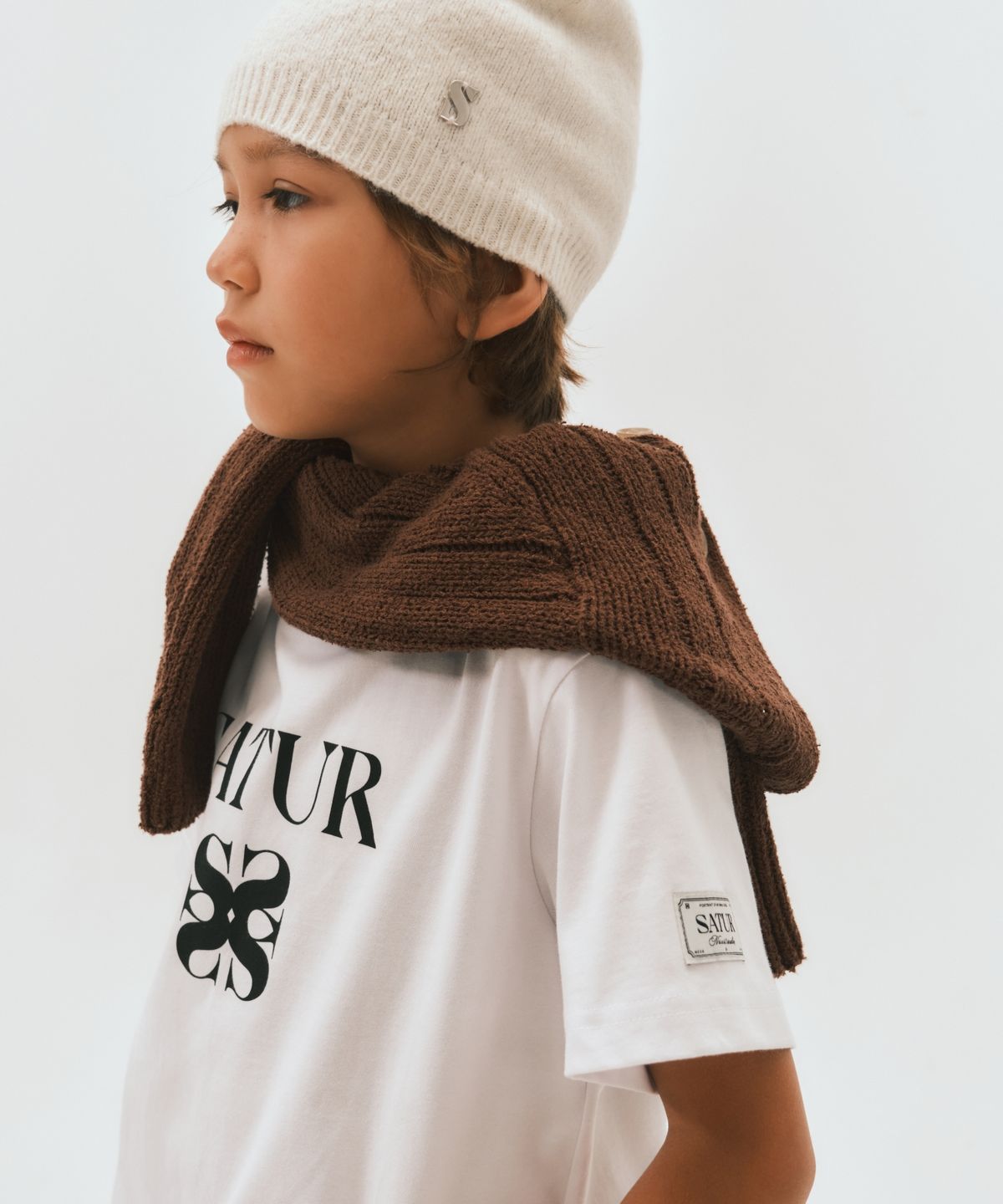 세터 키즈(SATUR KIDS) (K) 클래식 로고 반팔 티셔츠 화이트