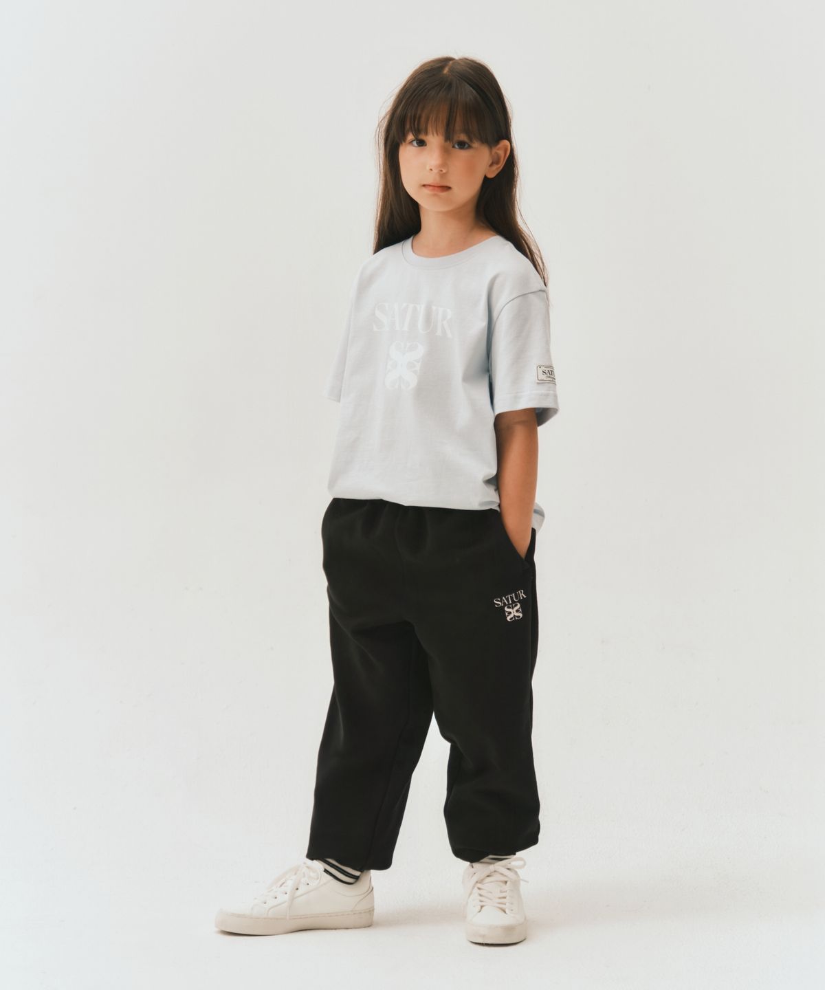 세터 키즈(SATUR KIDS) (K) 클래식 로고 반팔 티셔츠 아이스 블루