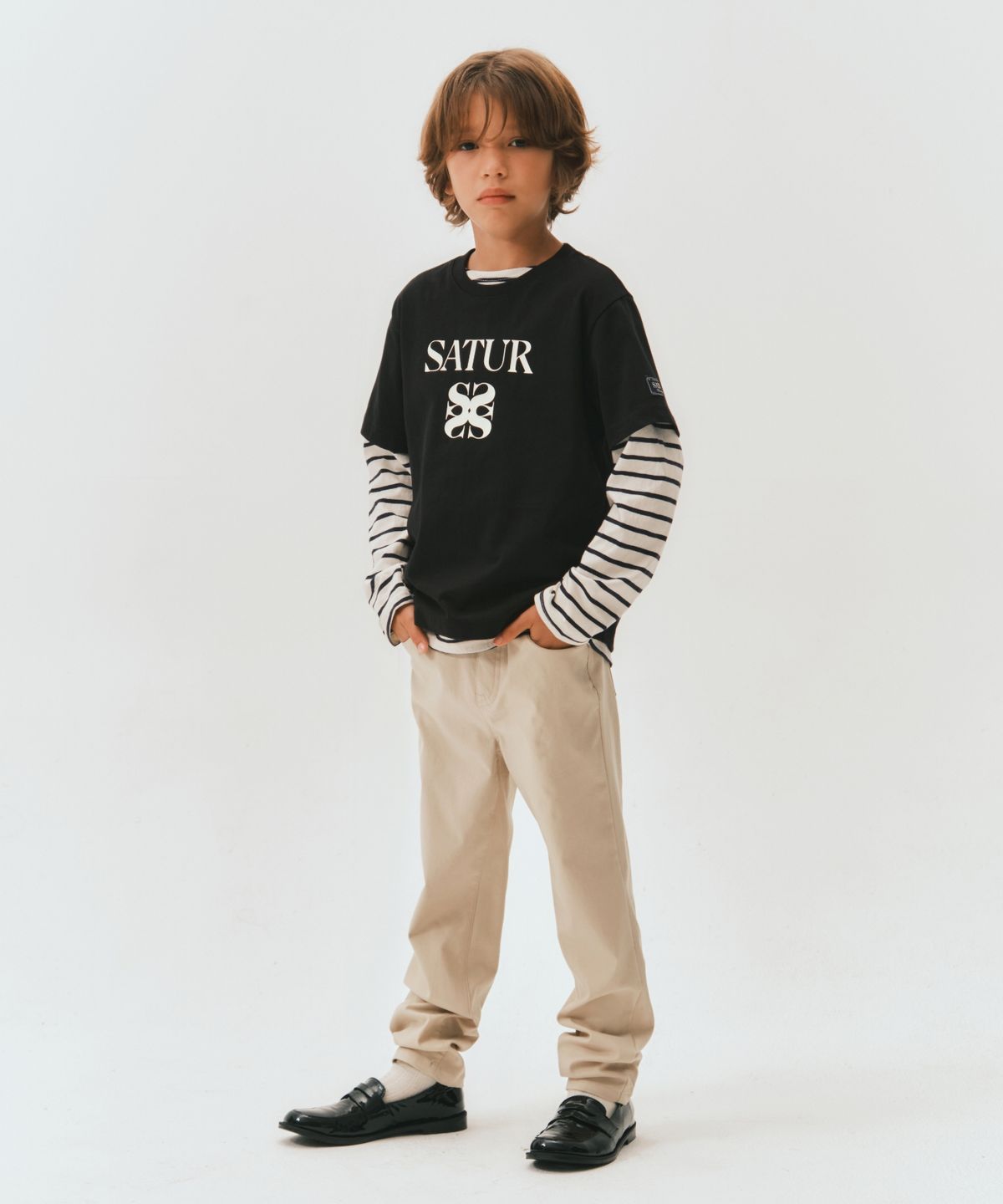 세터 키즈(SATUR KIDS) (K) 클래식 로고 반팔 티셔츠 블랙