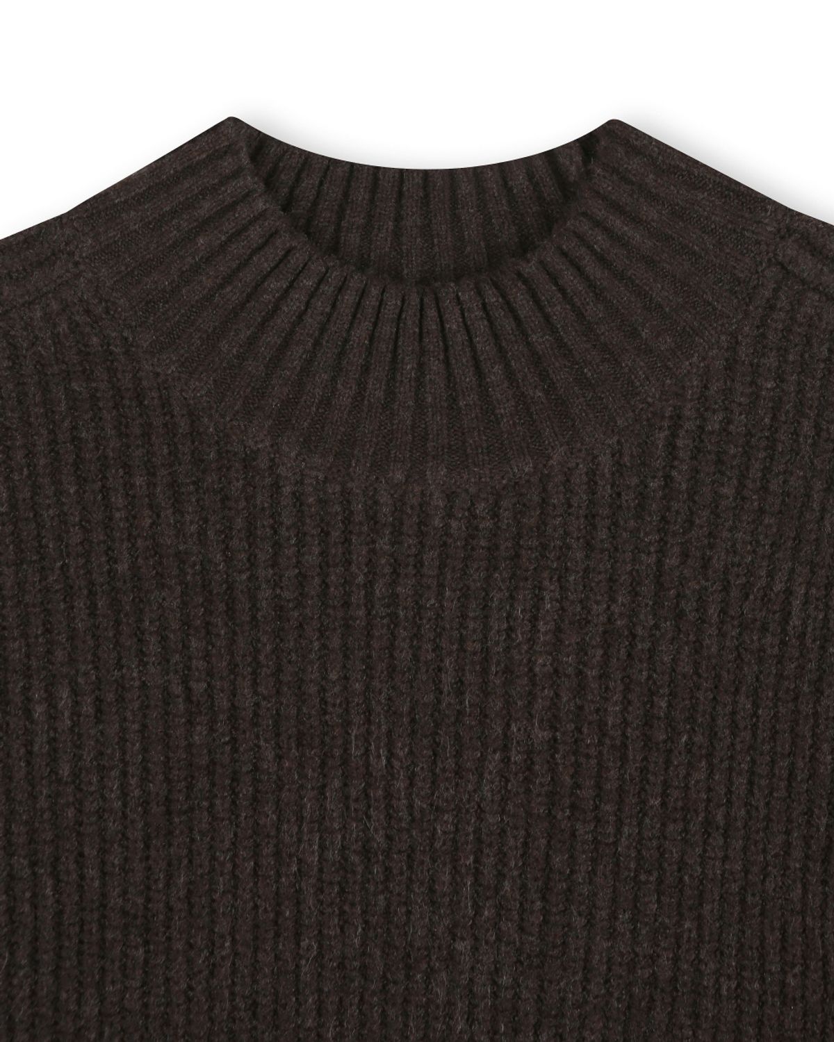 비슬로우(BESLOW) [비슬로우X패션튜브삭형]MOCK NECK SHORT SWEATER BROWN