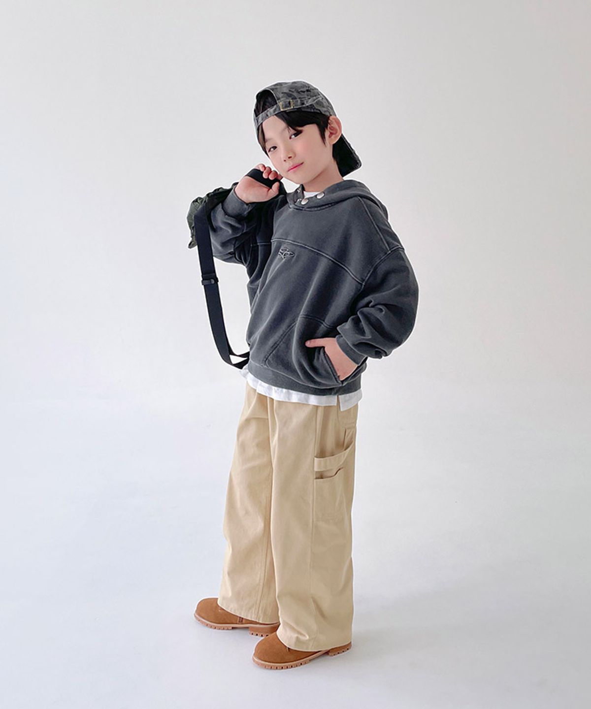 베리클로젯(BERRYCLOSET) 스핀 스타 후드티