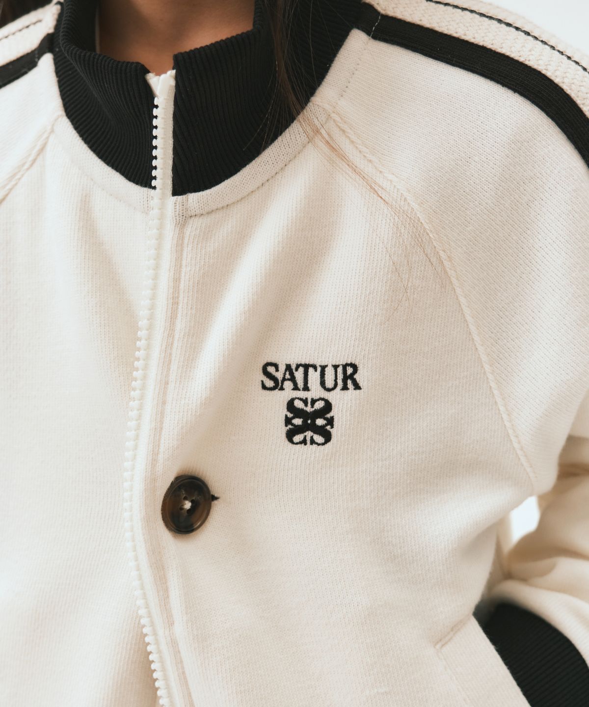 세터 키즈(SATUR KIDS) (K) 로턴 올 데이 트랙 집업 자켓 크림 블랙