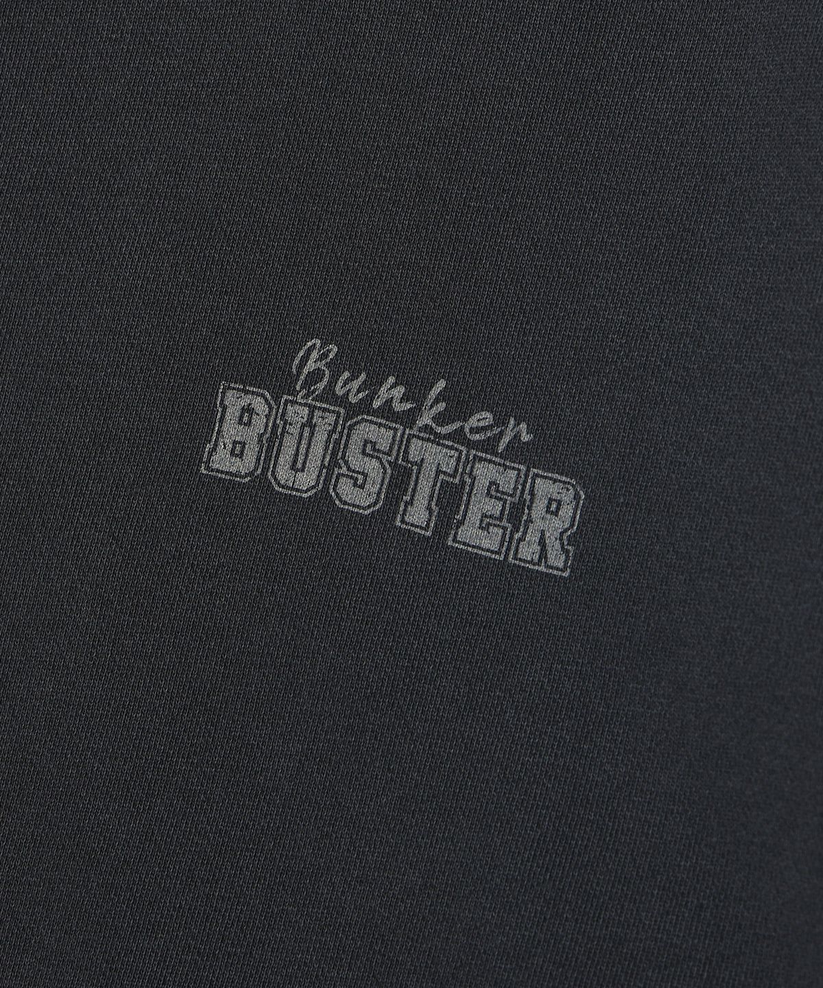 벙커버스터(BUNKERBUSTER) 자수 드로잉 맨투맨 MP3TU647_CHARCOAL