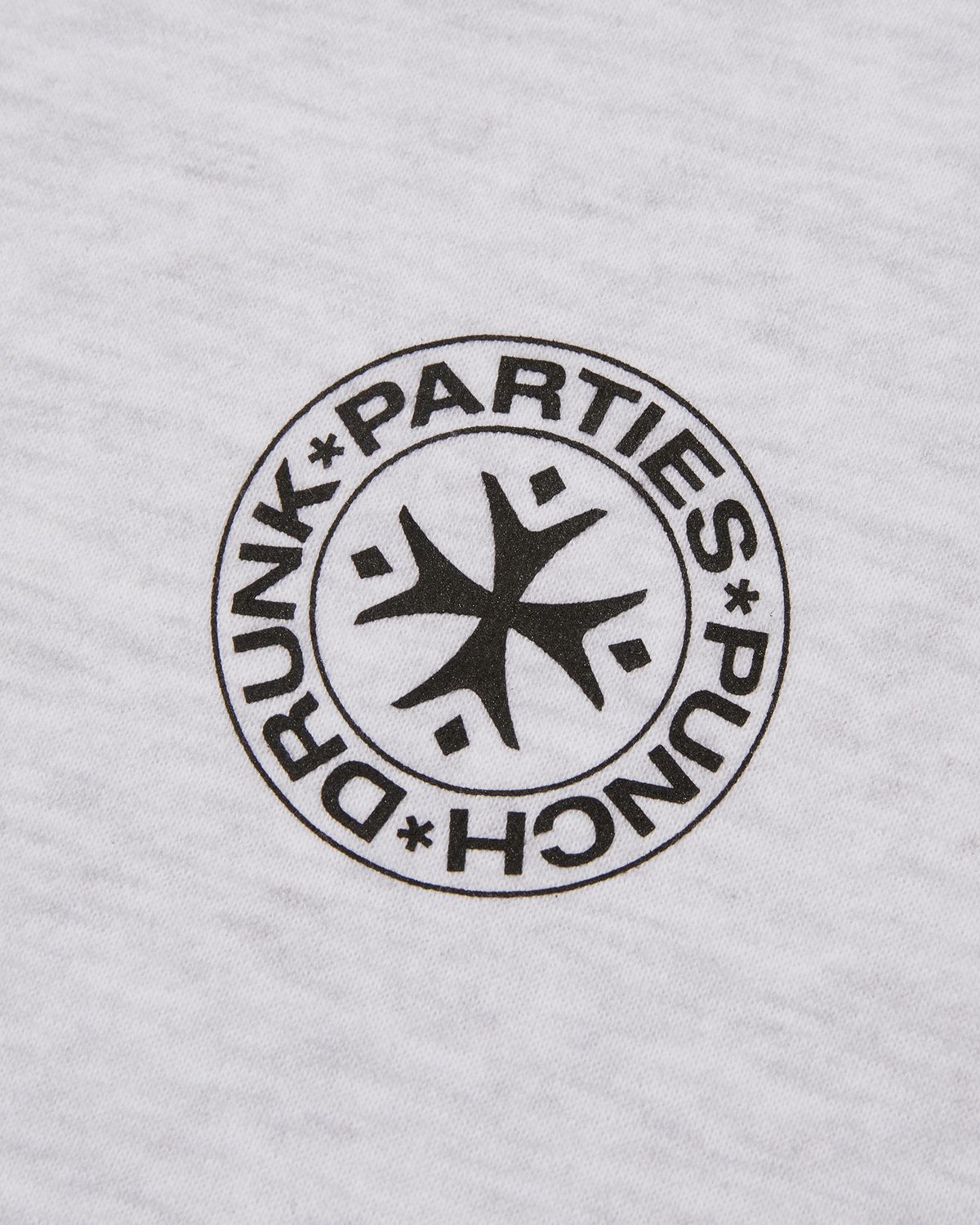 펀치드렁크파티즈(PUNCH DRUNK PARTIES) Circle Logo Slim Hoodie (MELANGE WHTIE)