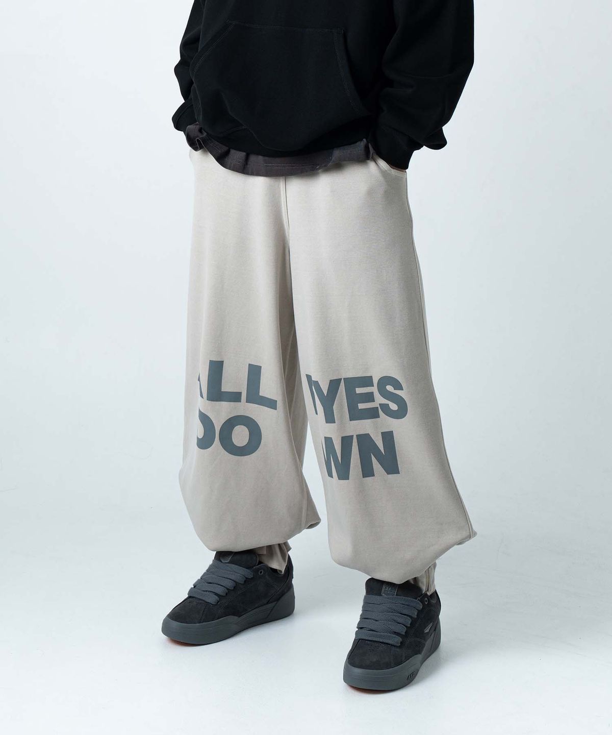 올아이즈다운(ALL EYES DOWN) STRAP ADJUSTABLE PANTS (BEIGE)