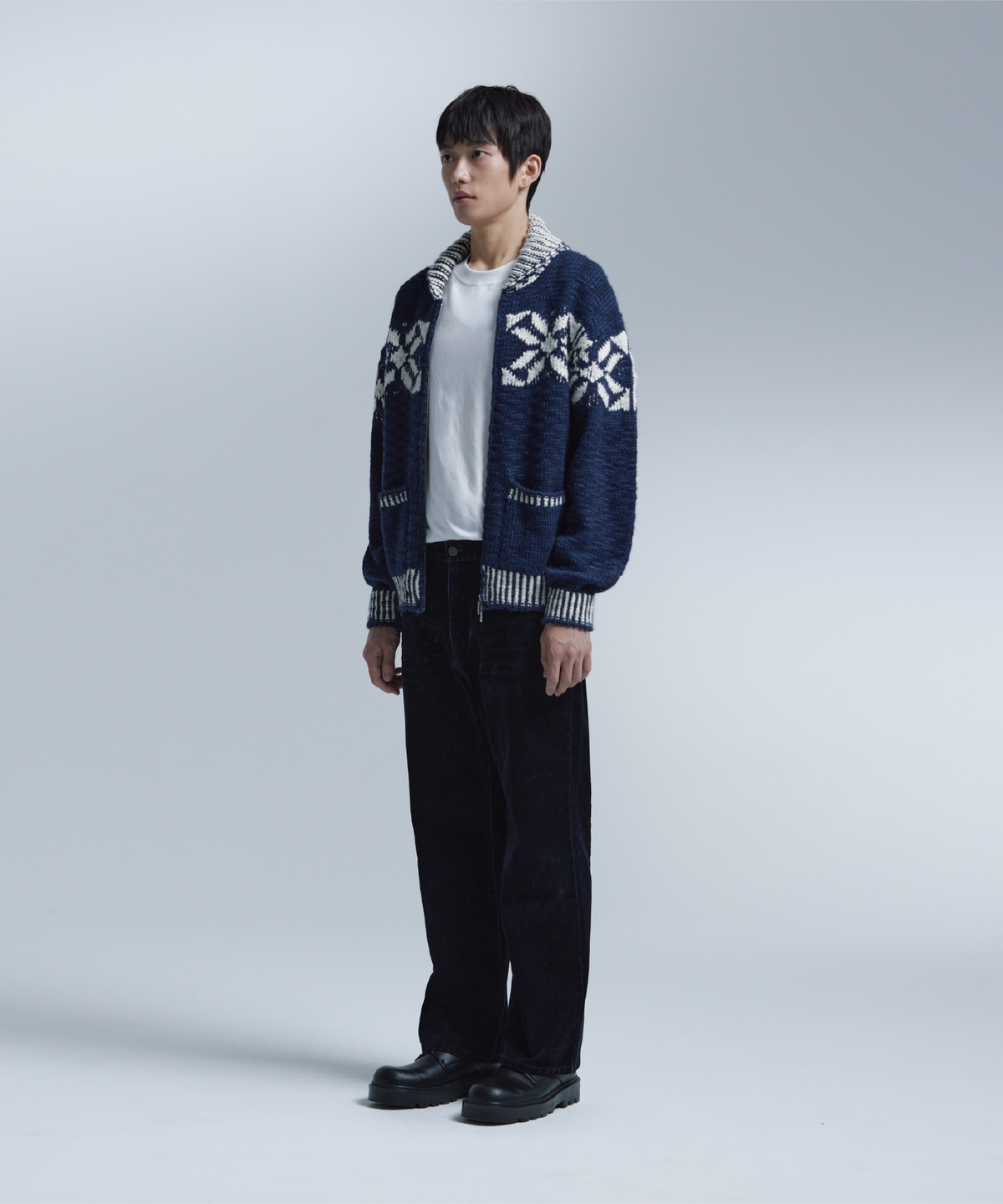 넌블랭크(NONBLANK) 코위찬 집업 가디건_NAVY