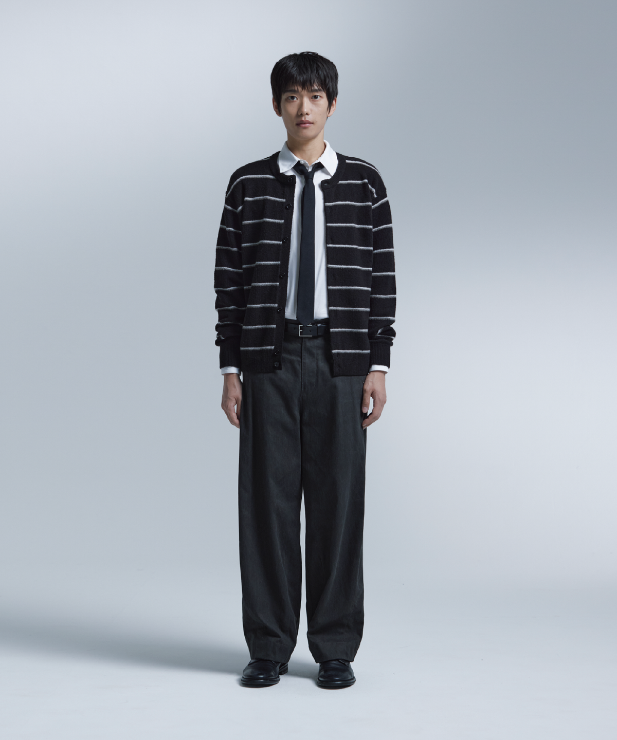 넌블랭크(NONBLANK) 울 블렌드 크루넥 가디건_BLACK