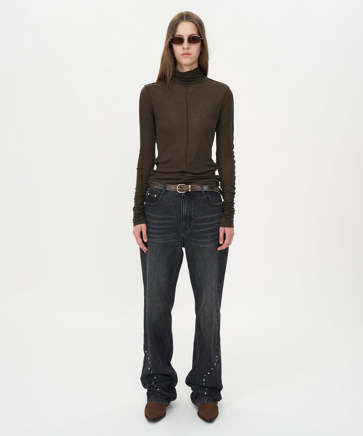 인사일런스 우먼(INSILENCE WOMEN) 라인 포인트 터틀넥 KHAKI BROWN