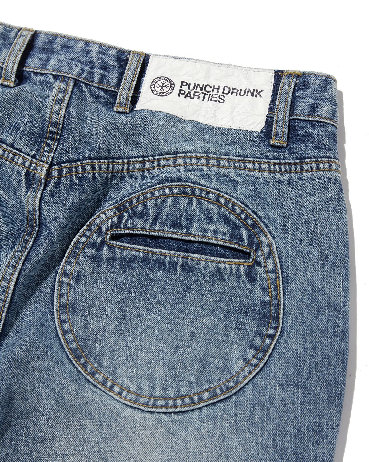 펀치드렁크파티즈(PUNCH DRUNK PARTIES) Patched Pocket Semi Flare Denim Pants (BLUE)