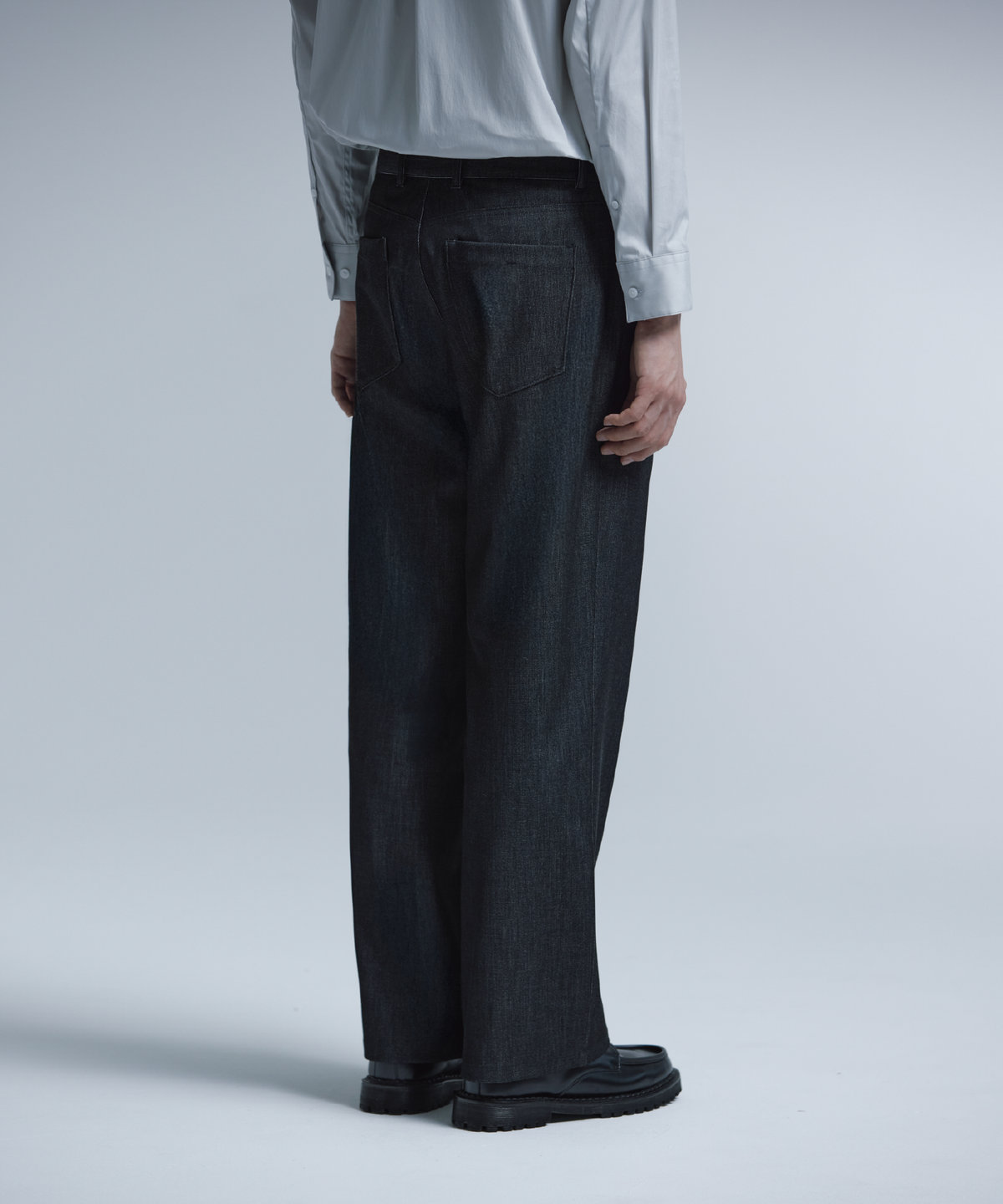 넌블랭크(NONBLANK) DN 컴포트 팬츠_DARK GREY