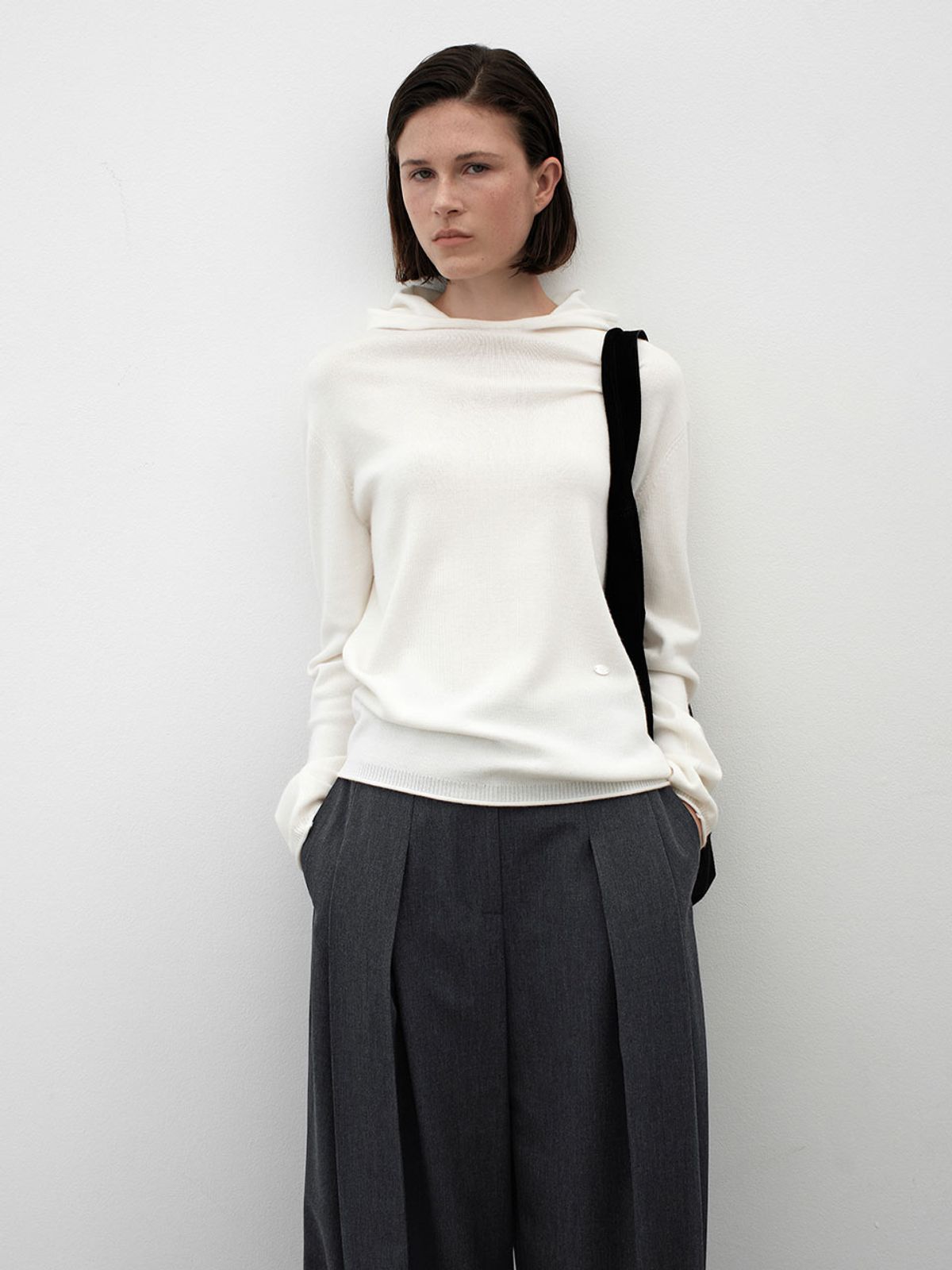 아틀리에 나인(ATELIER NAIN) SOFT WOOL HOODIE KNIT(T-7106)